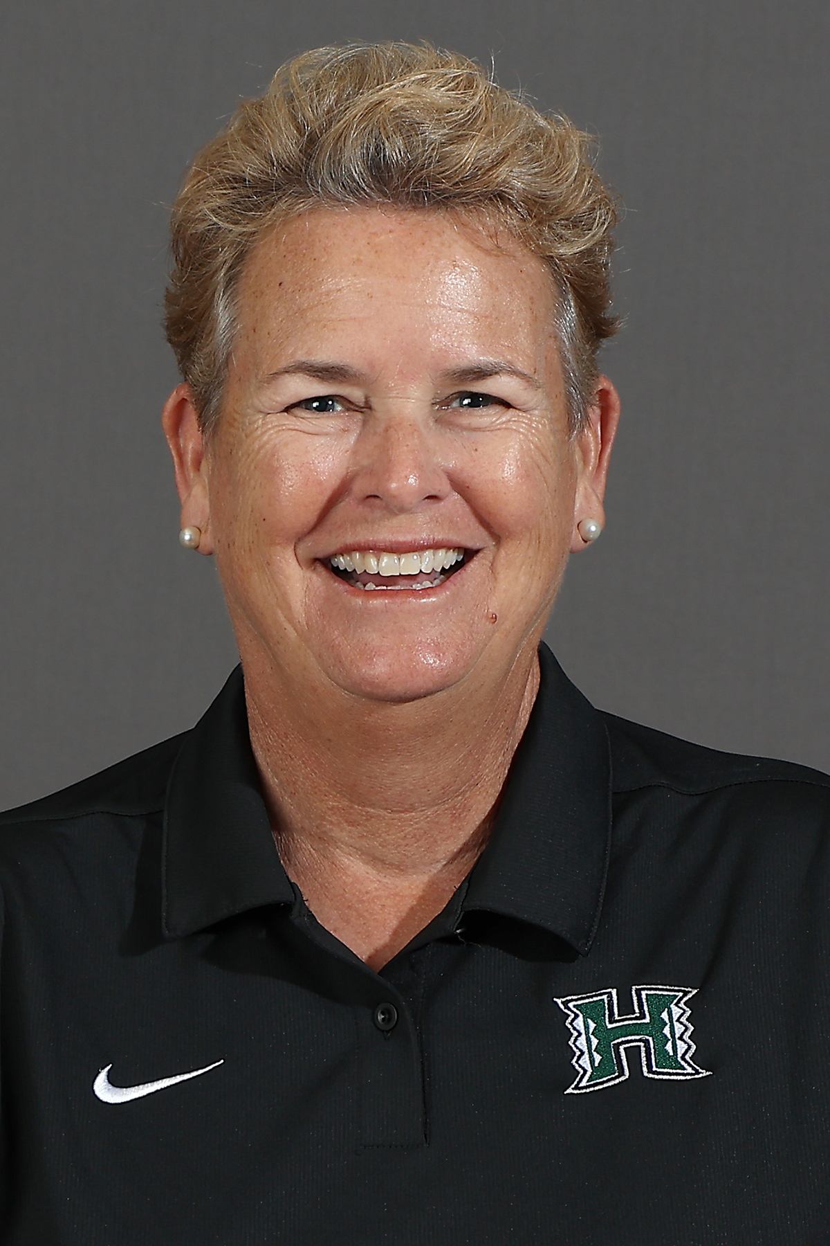 Julie Brooks Head Shot 2025-26