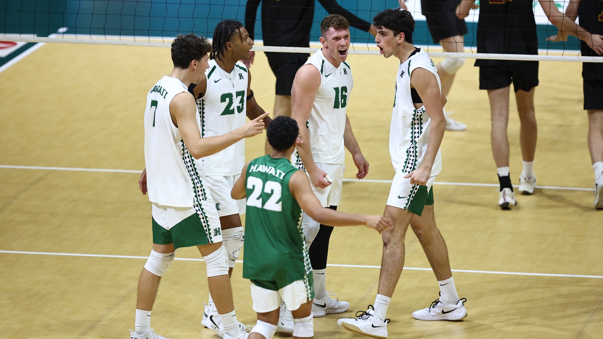 Men's Volleyball Celebrates vs Loyola Chicago