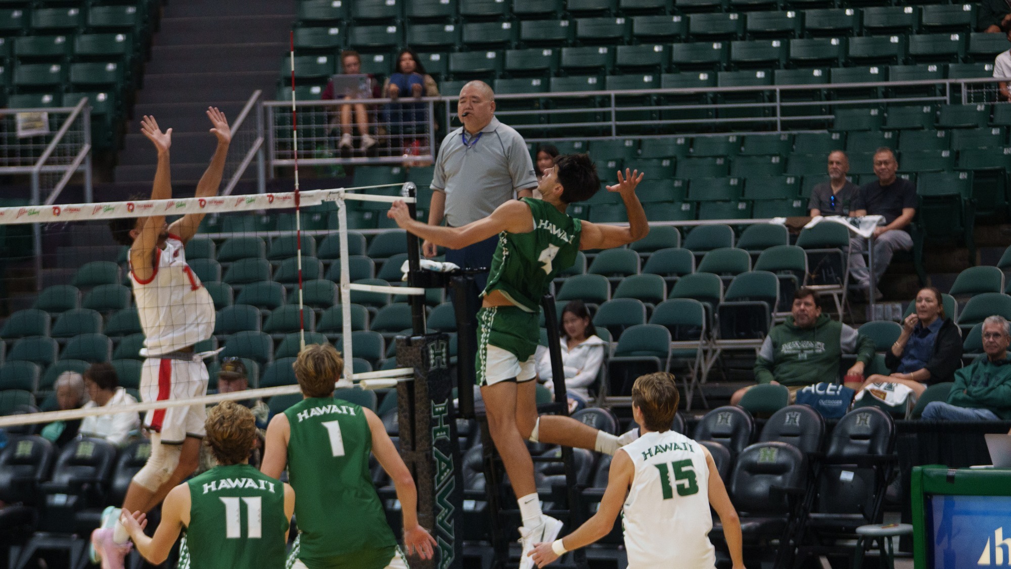 Kainoa Wade kill vs. Roberts Wesleyan