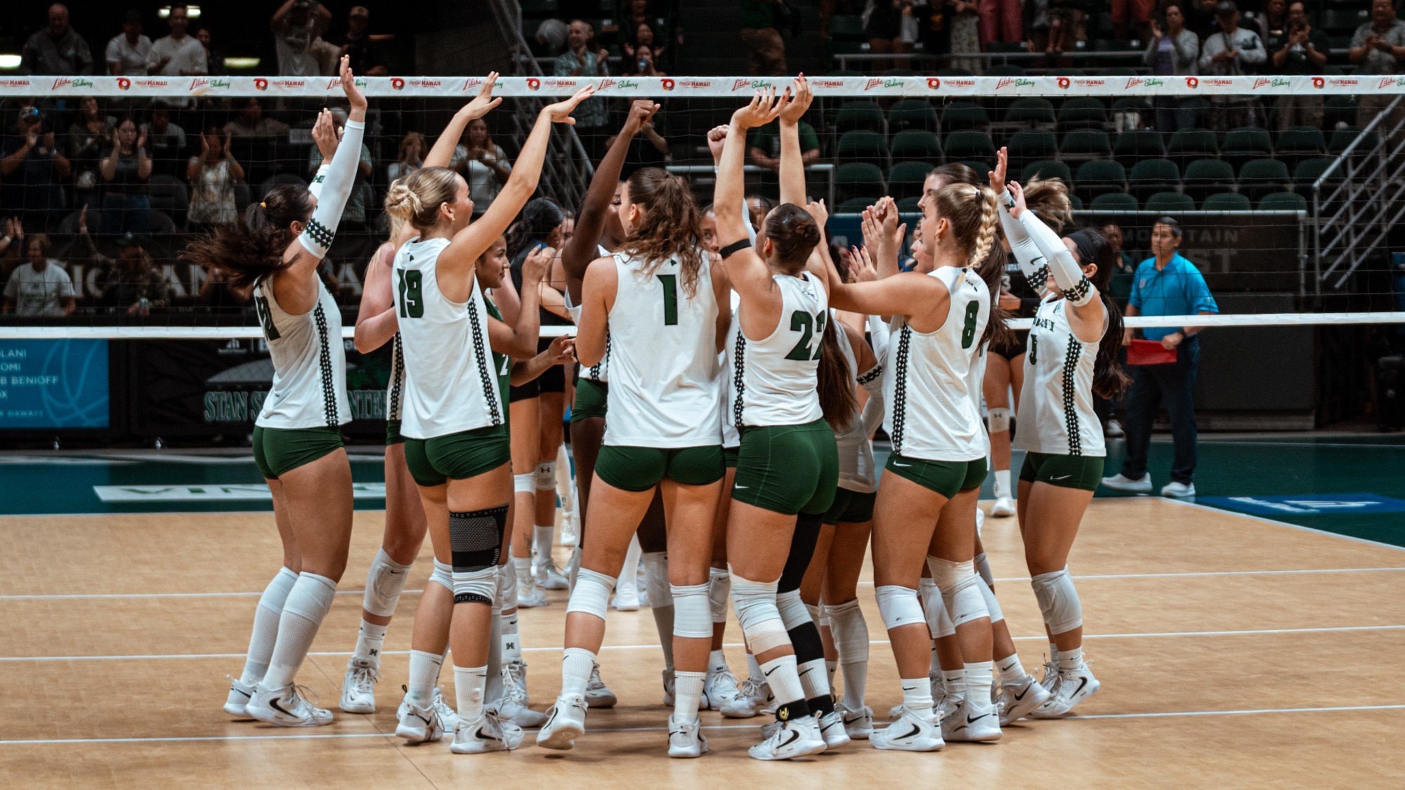 WVB celebration vs. SJSU