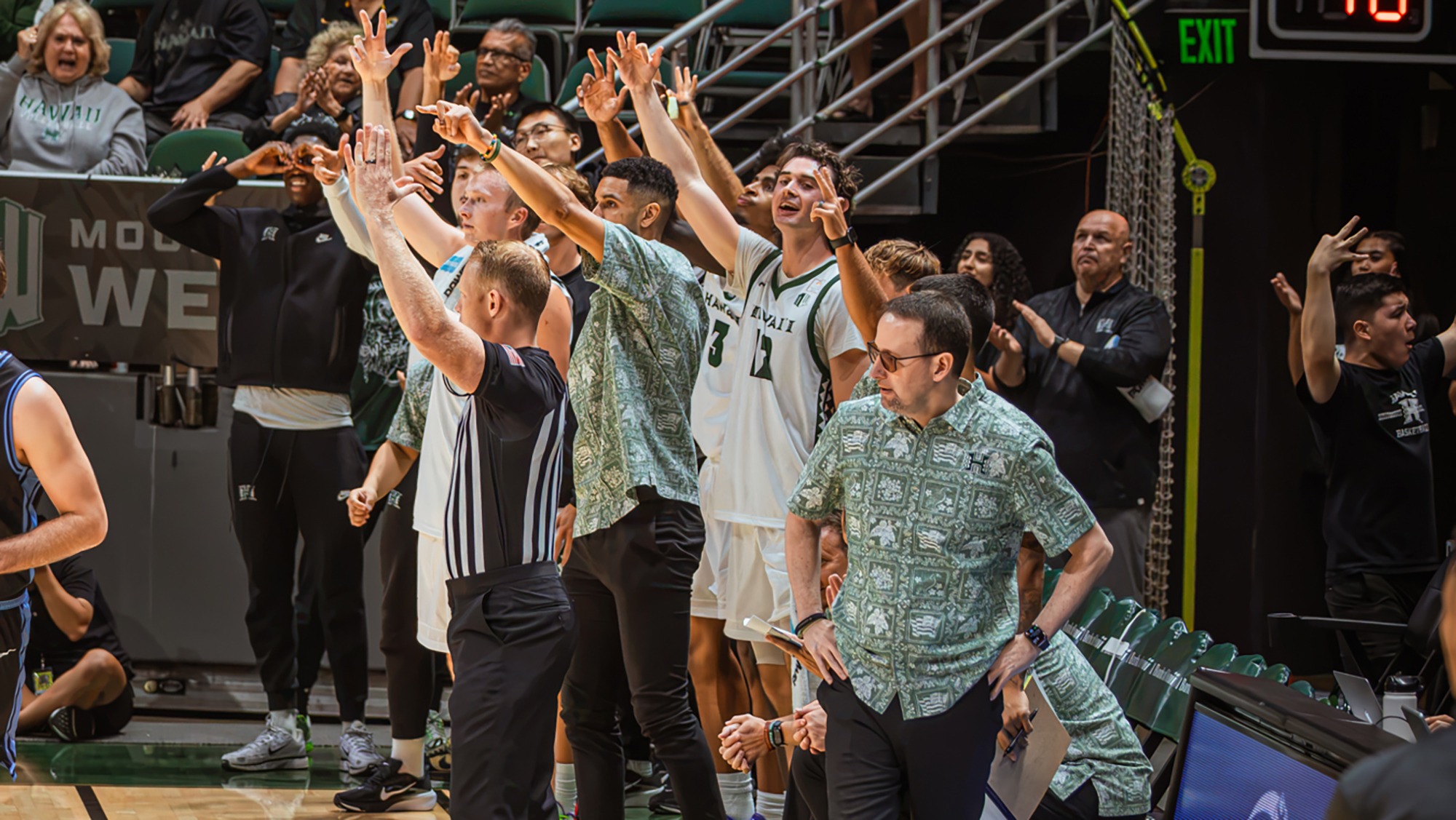 bench celebrate