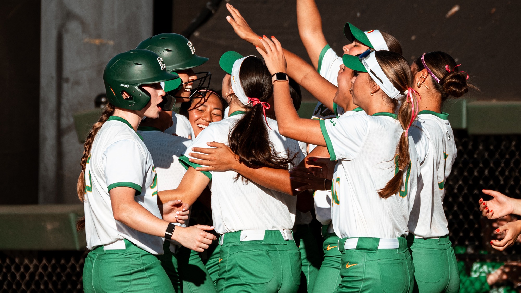 UH sweeps Cal Poly 4-24-2026