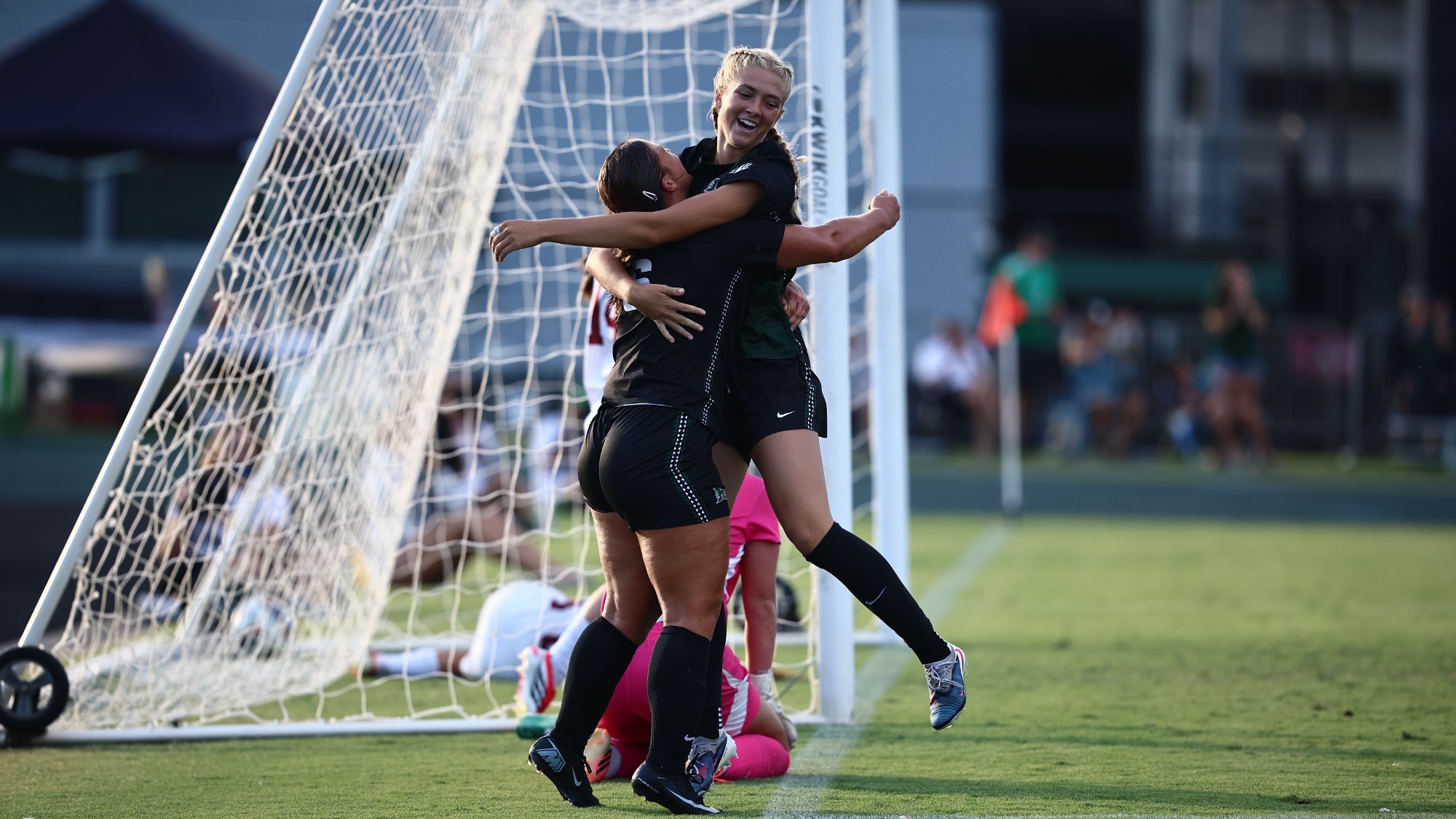 Tatum Porter, Anna Maertz vs. NMSU