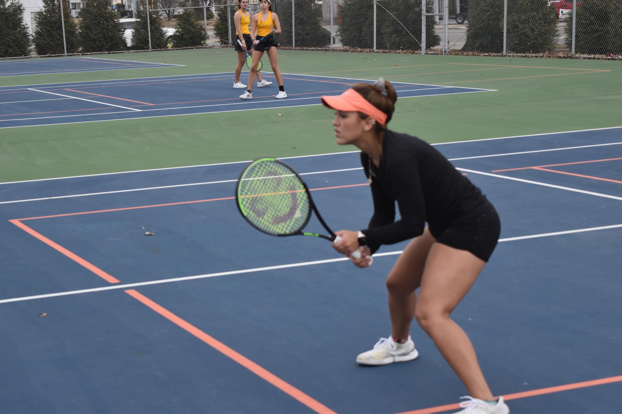 Women's Tennis picks up conference win on the road Quincy University