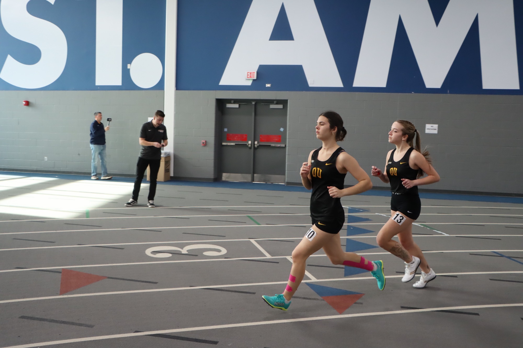 Certa, Coglianese run alongside each other in a distance event.