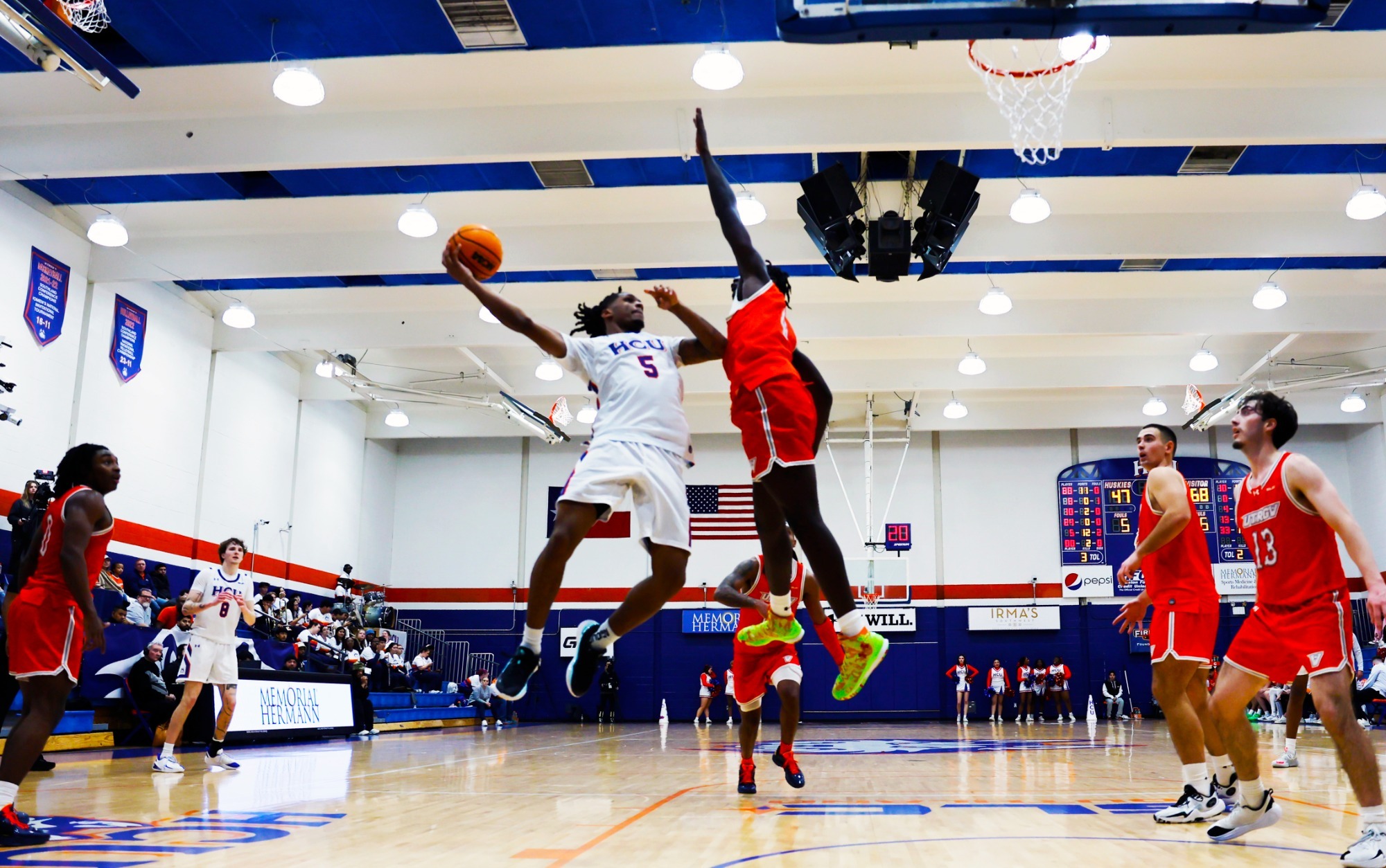 05 - D'Aundre Samuels (UTRGV)