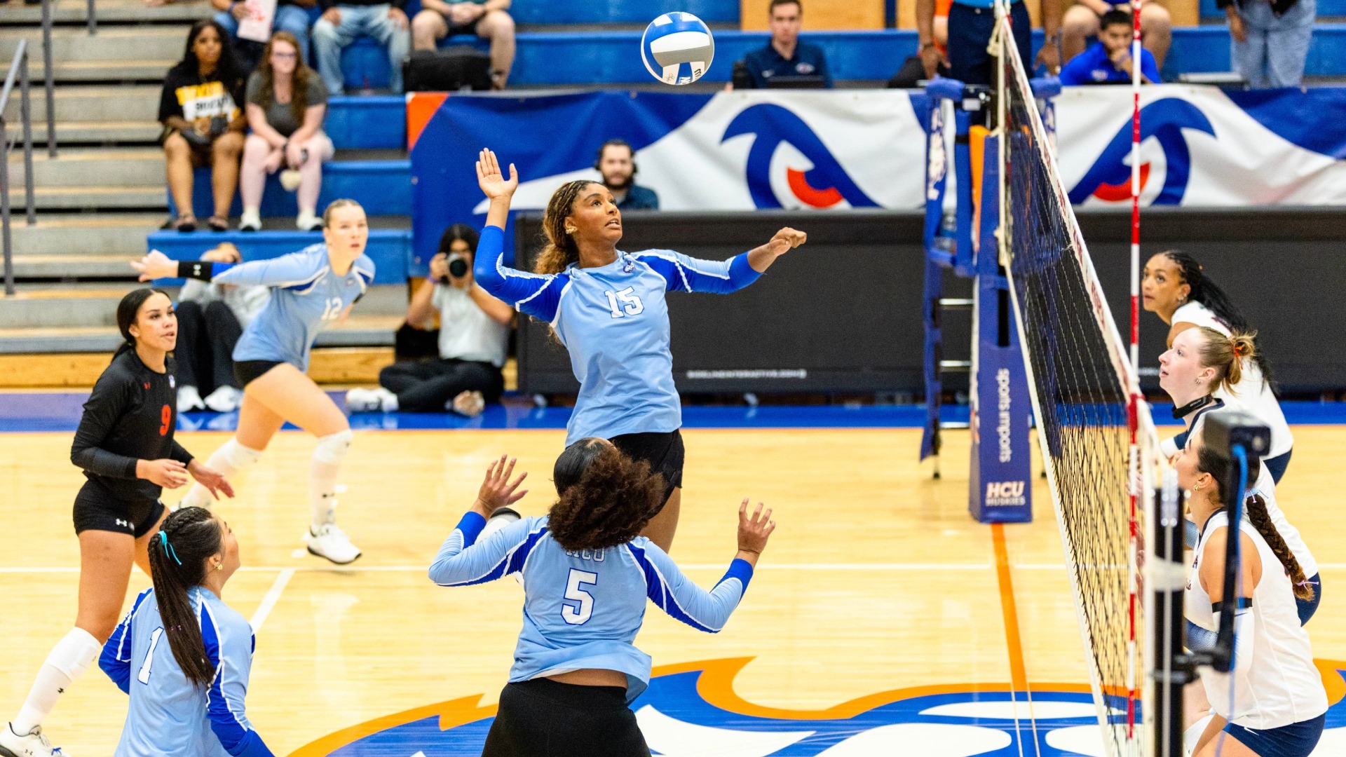 HCU Volleyball