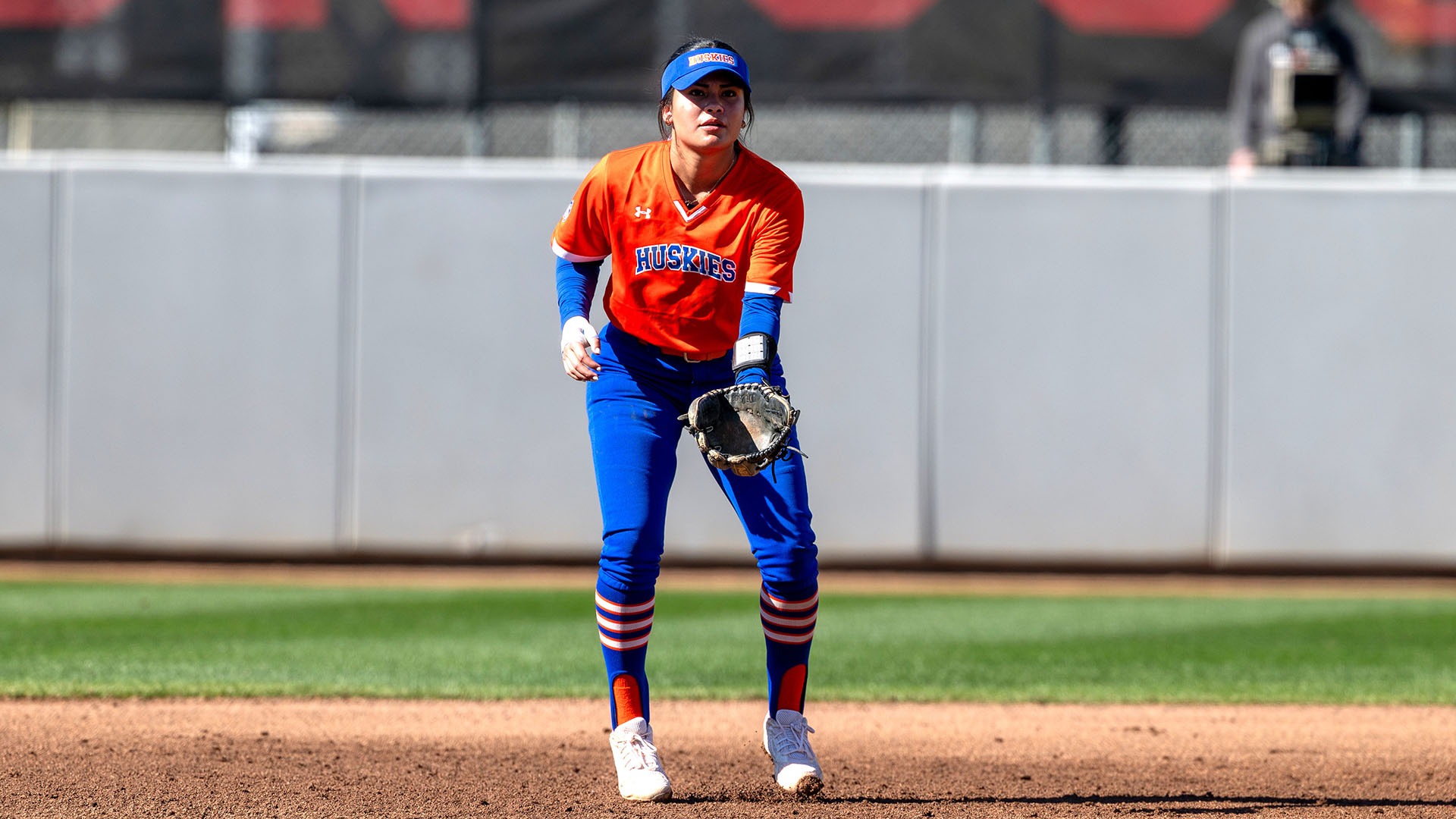 04 - Raenna Liscano (UH)