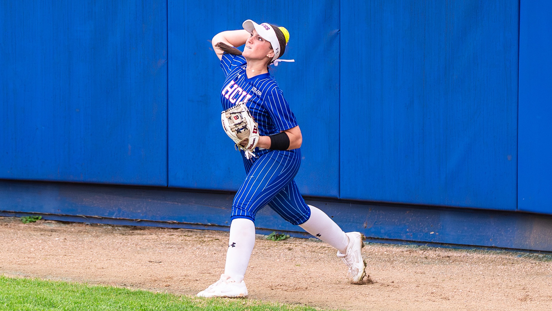 26 - Chloe Foster (Nicholls)