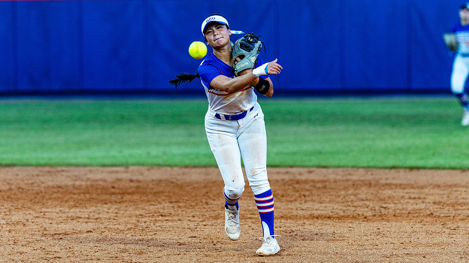 04 - Raenna Liscano (Nicholls)