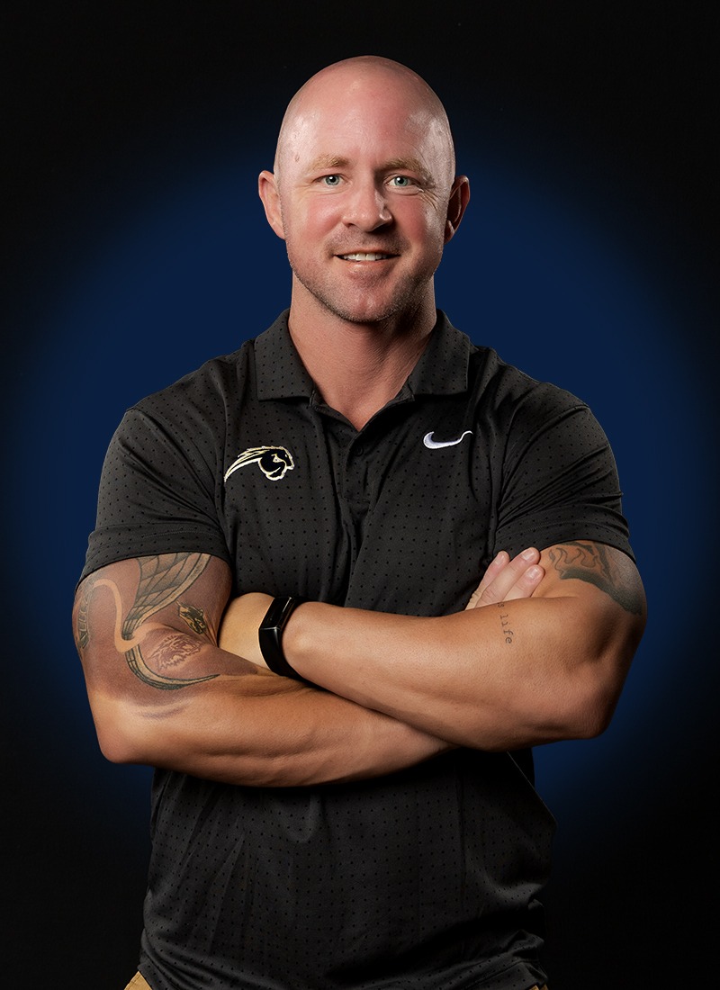 Michael Bischoff Tennis Headshot 2026