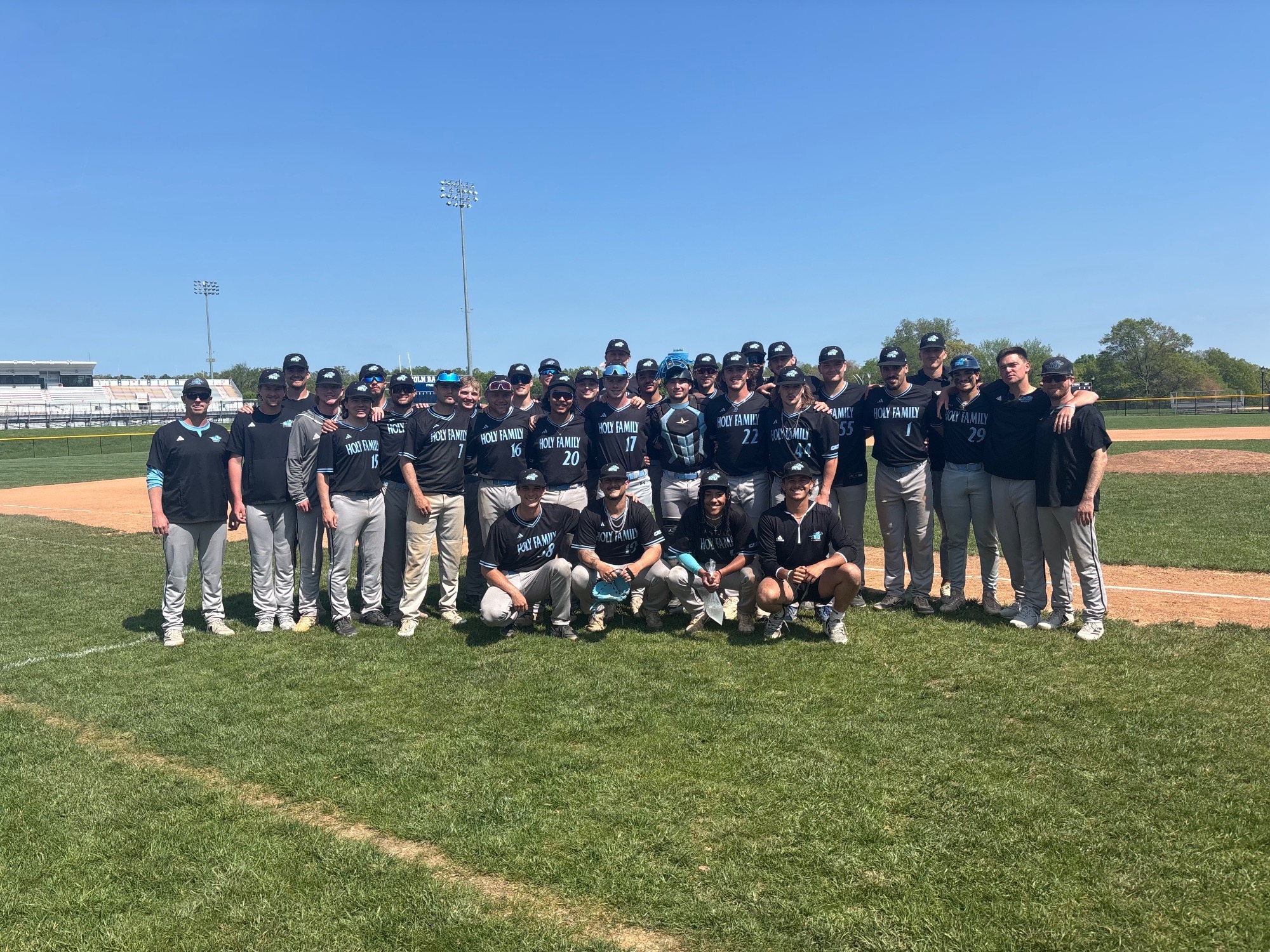 The HFU Baseball poses for a group picture following its season-ending 6-3 win at Lincoln 