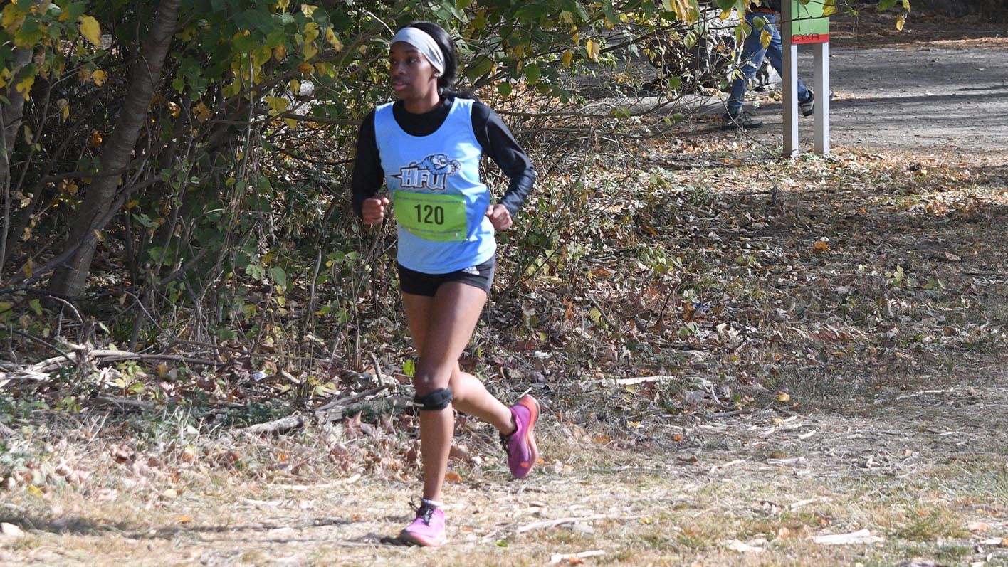 Paris Hayden running