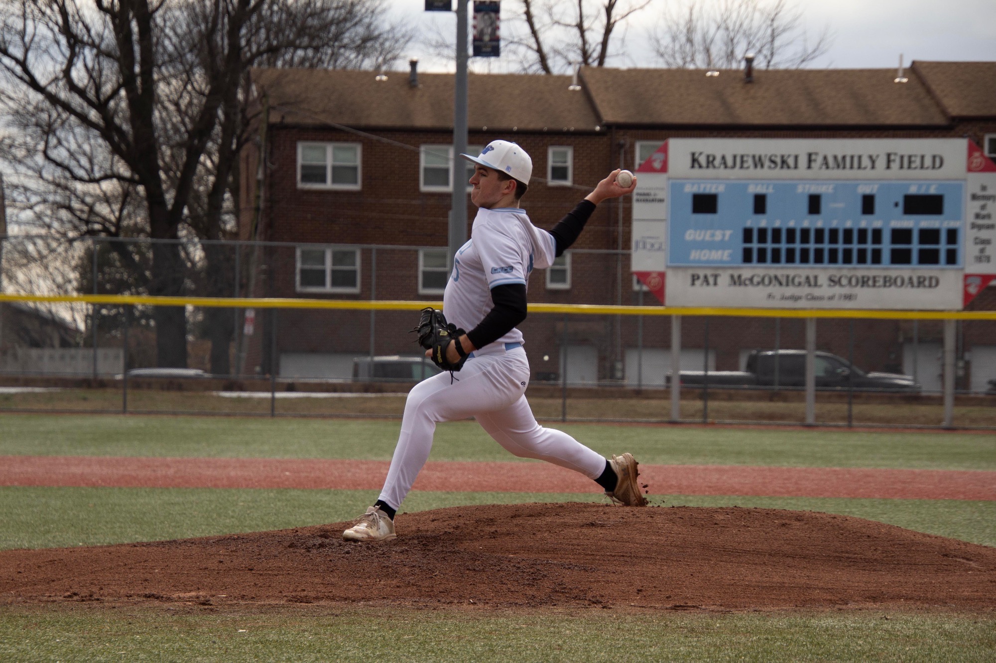 Right-hander Ryan McLaughlin about to deliver a pitch