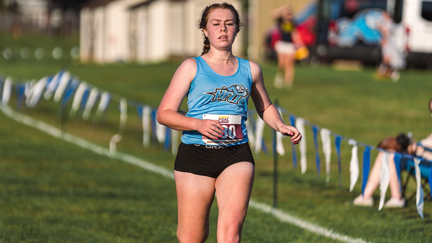 Hannah Perazzola running