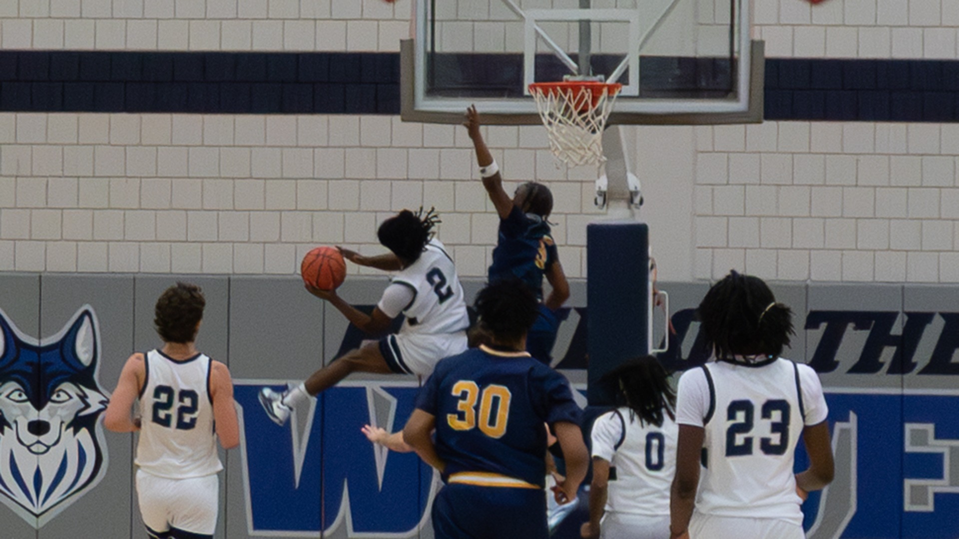 Adriel Smith elevates for a block attempt at Metropolitan Community College - Kansas City
