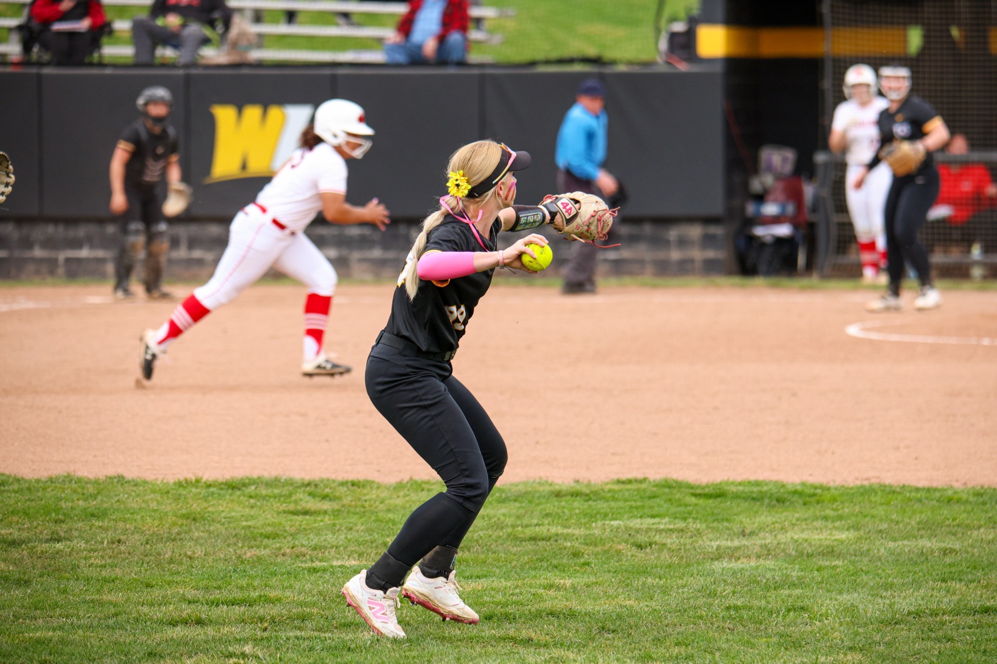 SB_Sara_Simon_Wheeling_2026