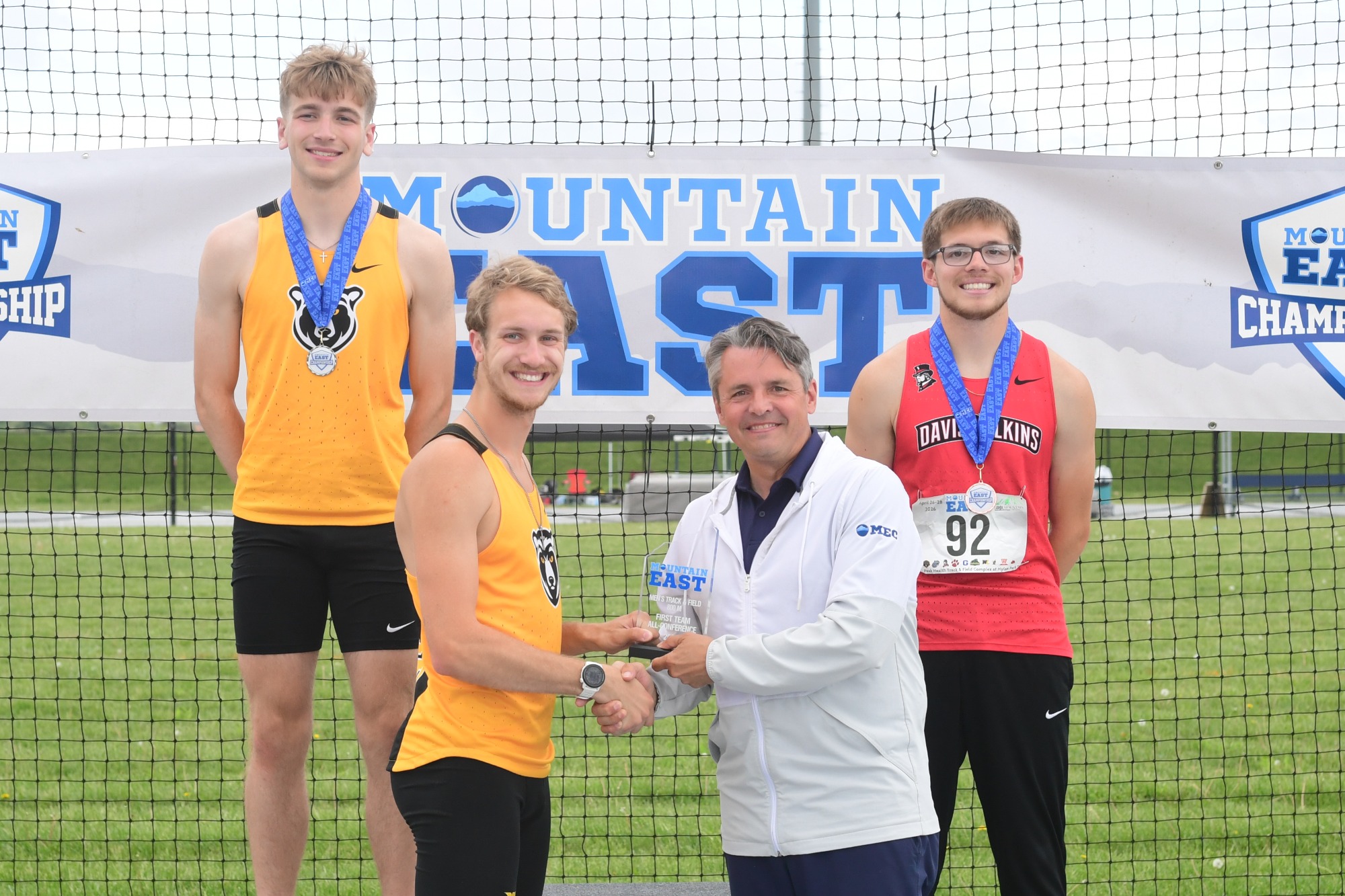 MTF_MEC_Francis_Toohey_800m_Champion_2026