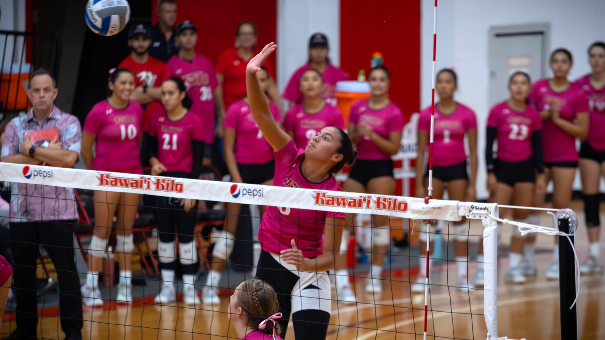 Volleyball Sweeps Sunbirds to Close Home Stand Hawai'i Hilo Vulcans
