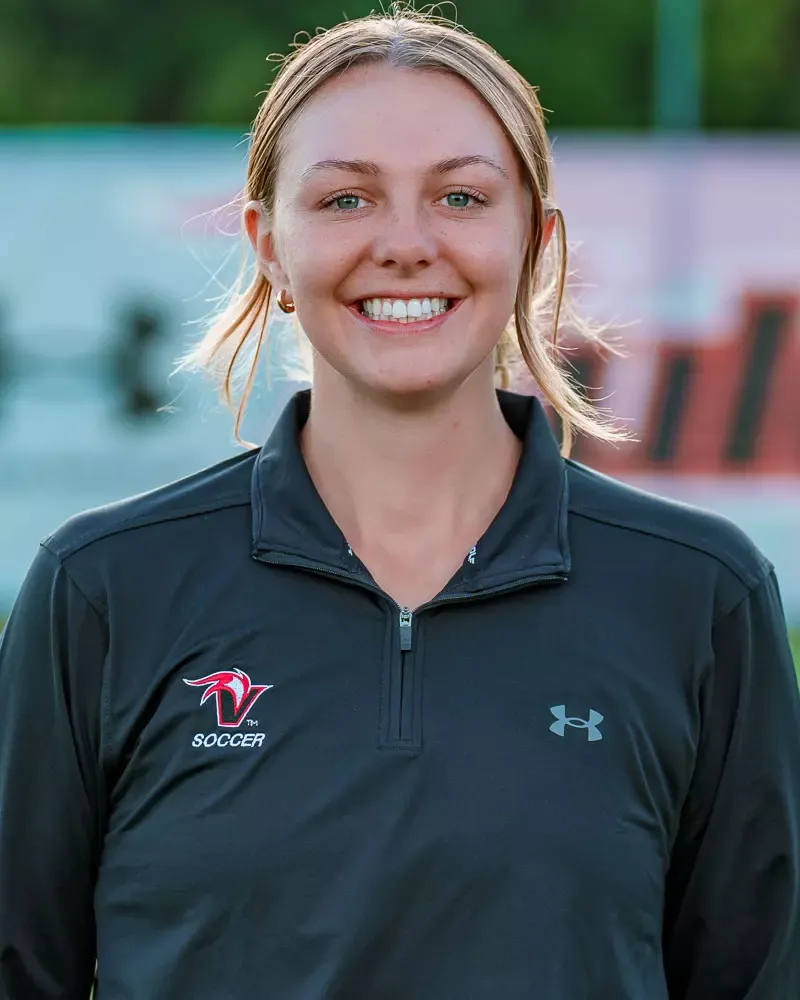 Coach Jazlynn Ellis