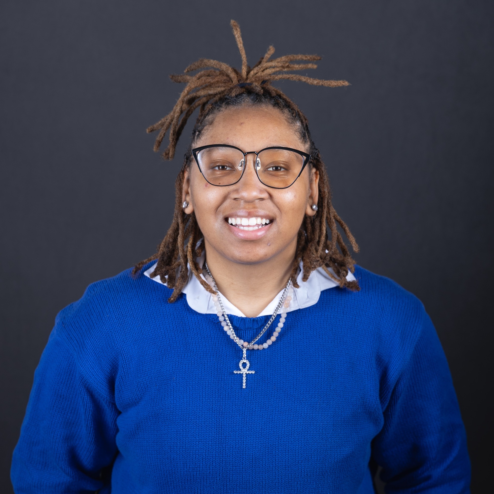 Maniya Custis