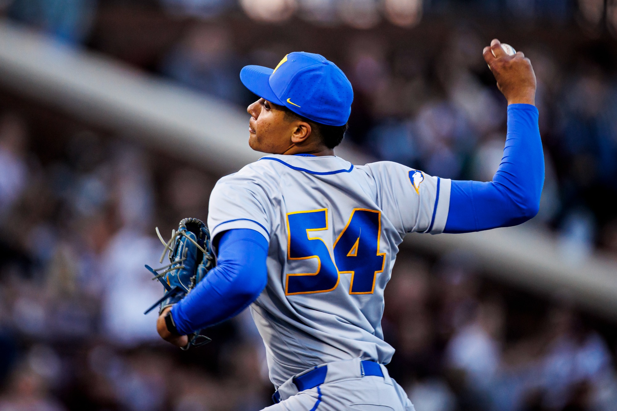 STARKVILLE, MS - February 13, 2026 - The game between the Hofstra Pride and the Mississippi State Bulldogs at Dudy Noble Field at Polk-Dement Stadium in Starkville, MS. Photo By Ivy Rose Ball
