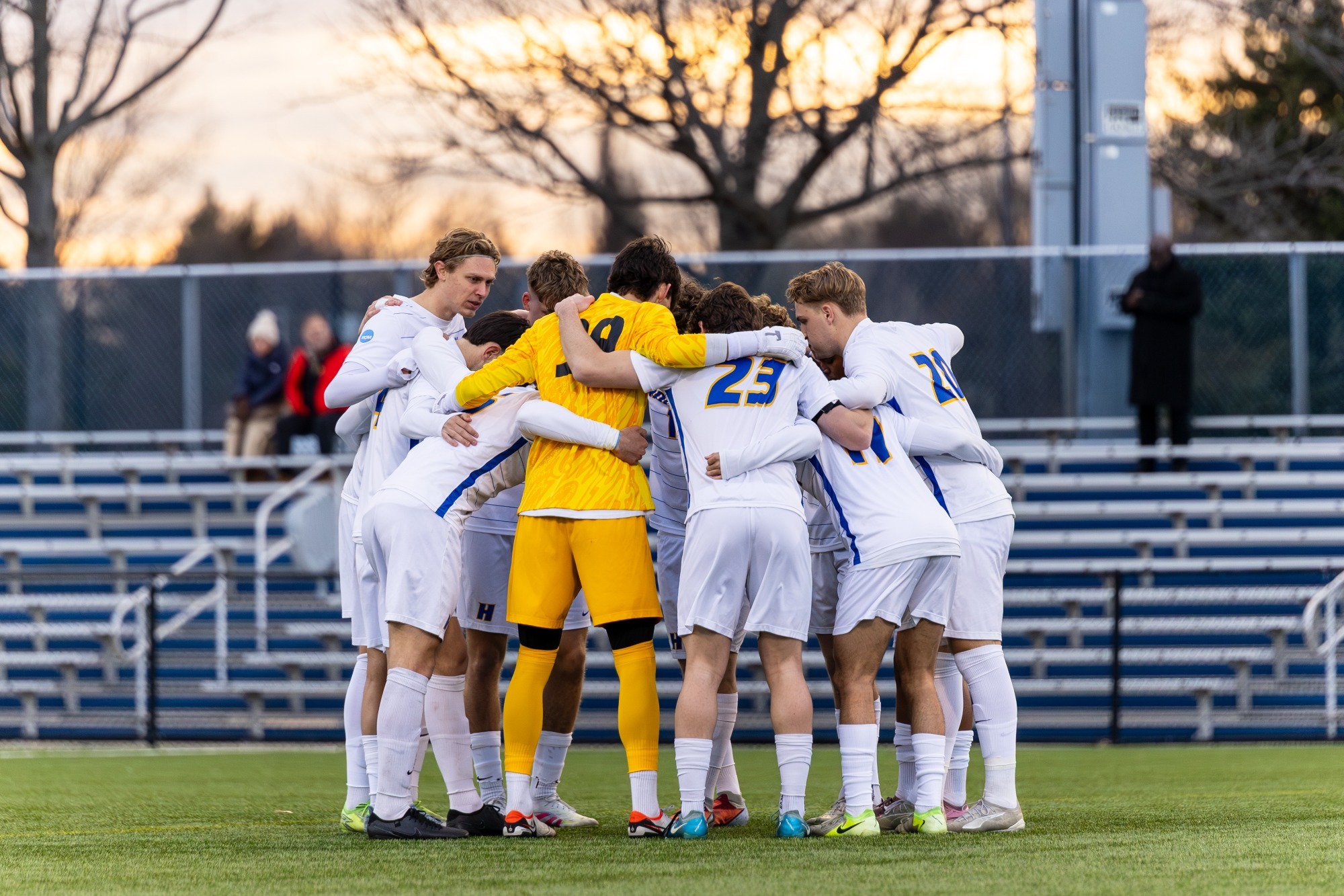 26 spring msoc huddle 
