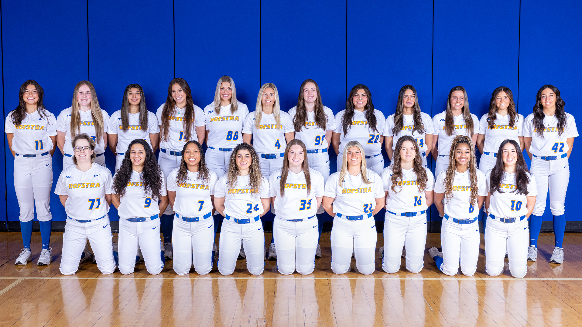 2026 Hofstra Softball Team Photo