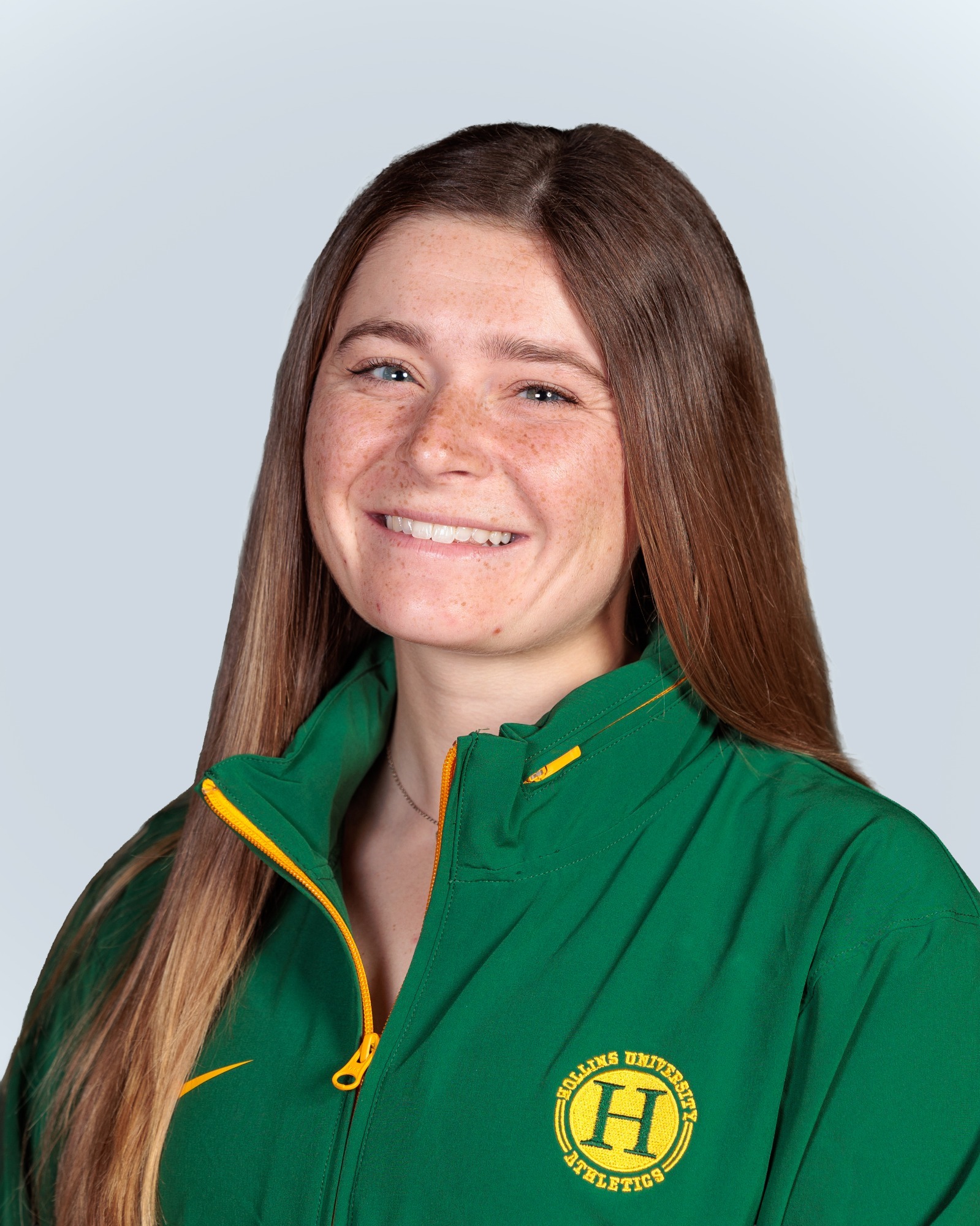 Maggie Siciliano headshot assistant riding coach