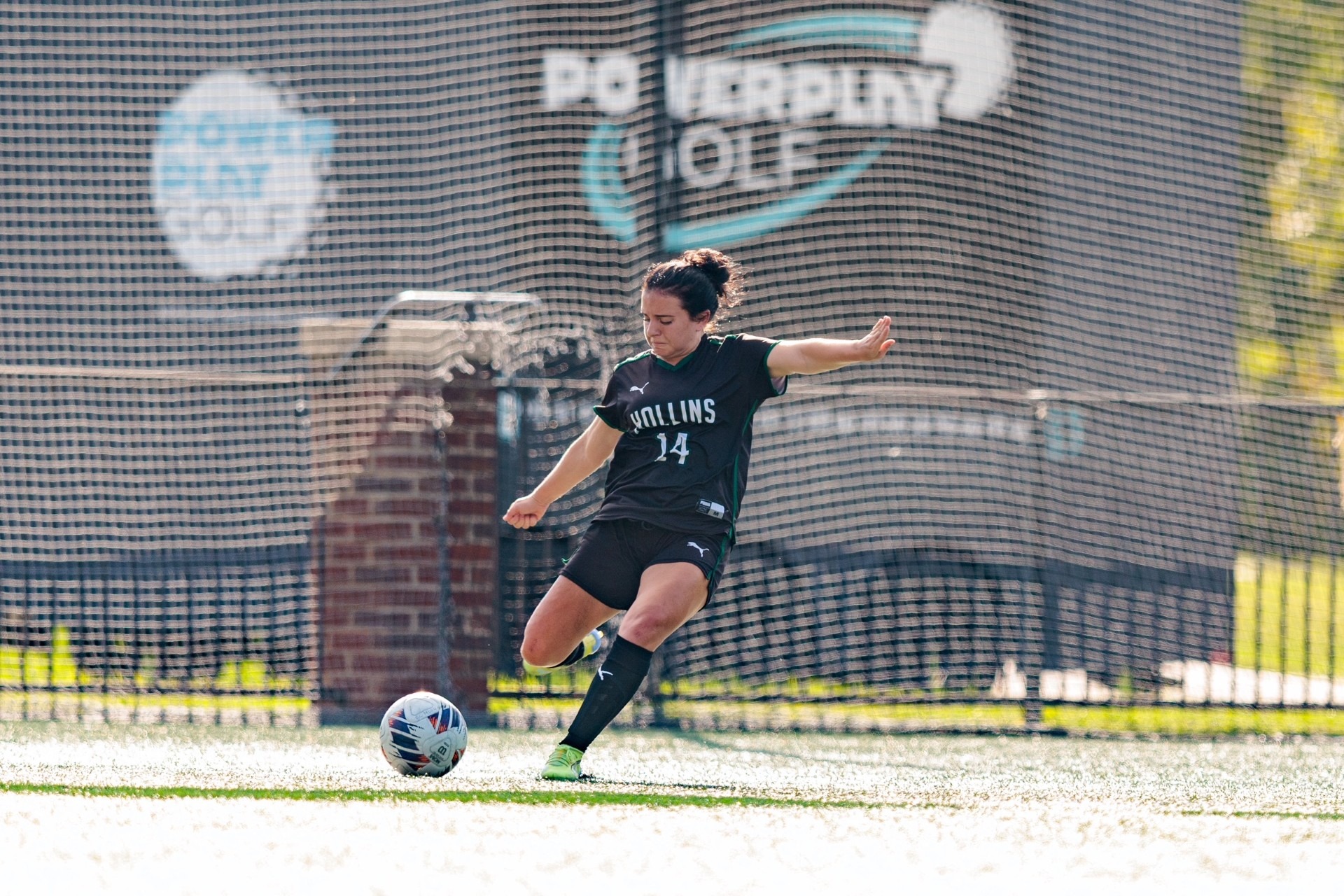 Cadie Ellingson with a free kick