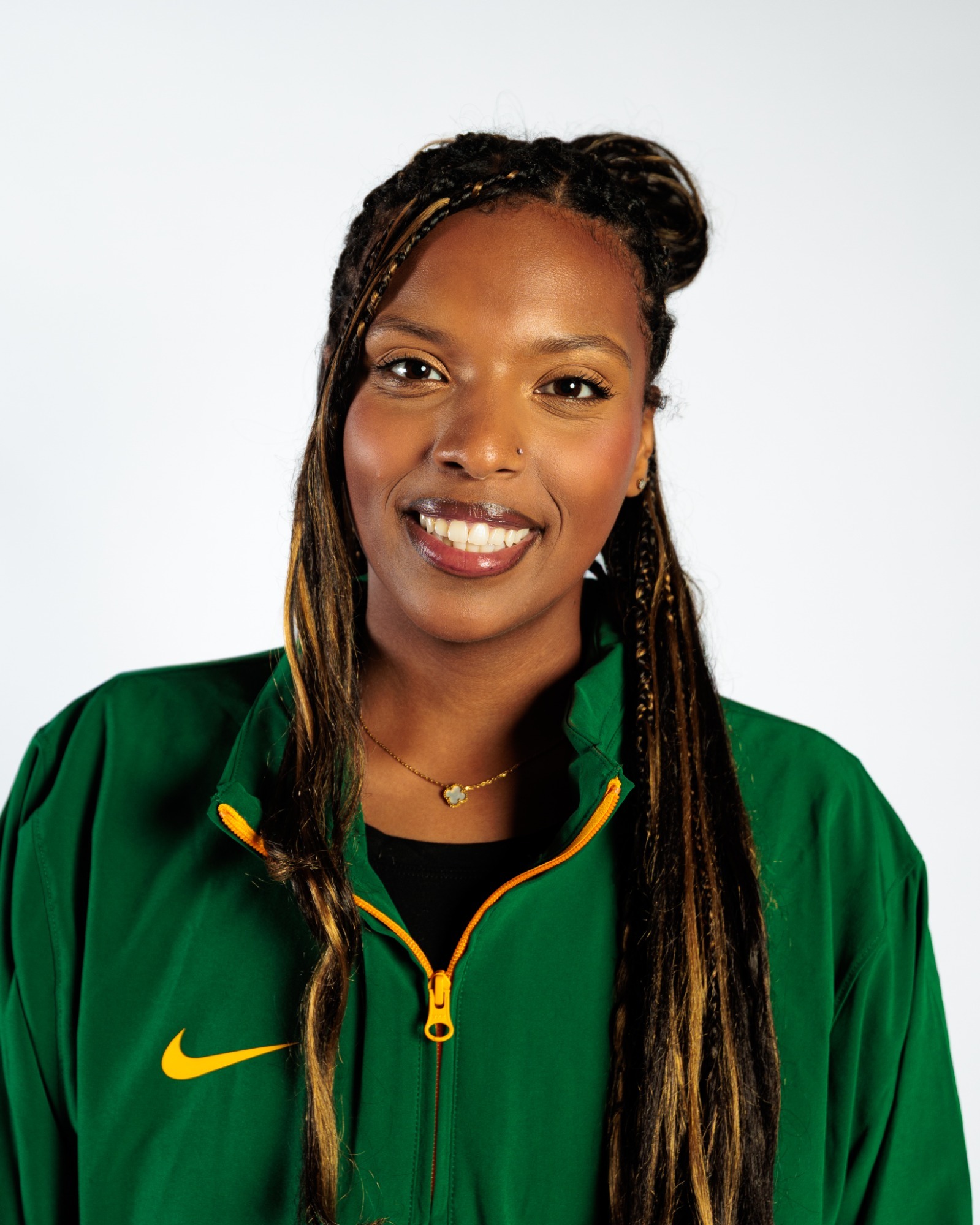 26-27 Fatma Ibrahim basketball manager headshot