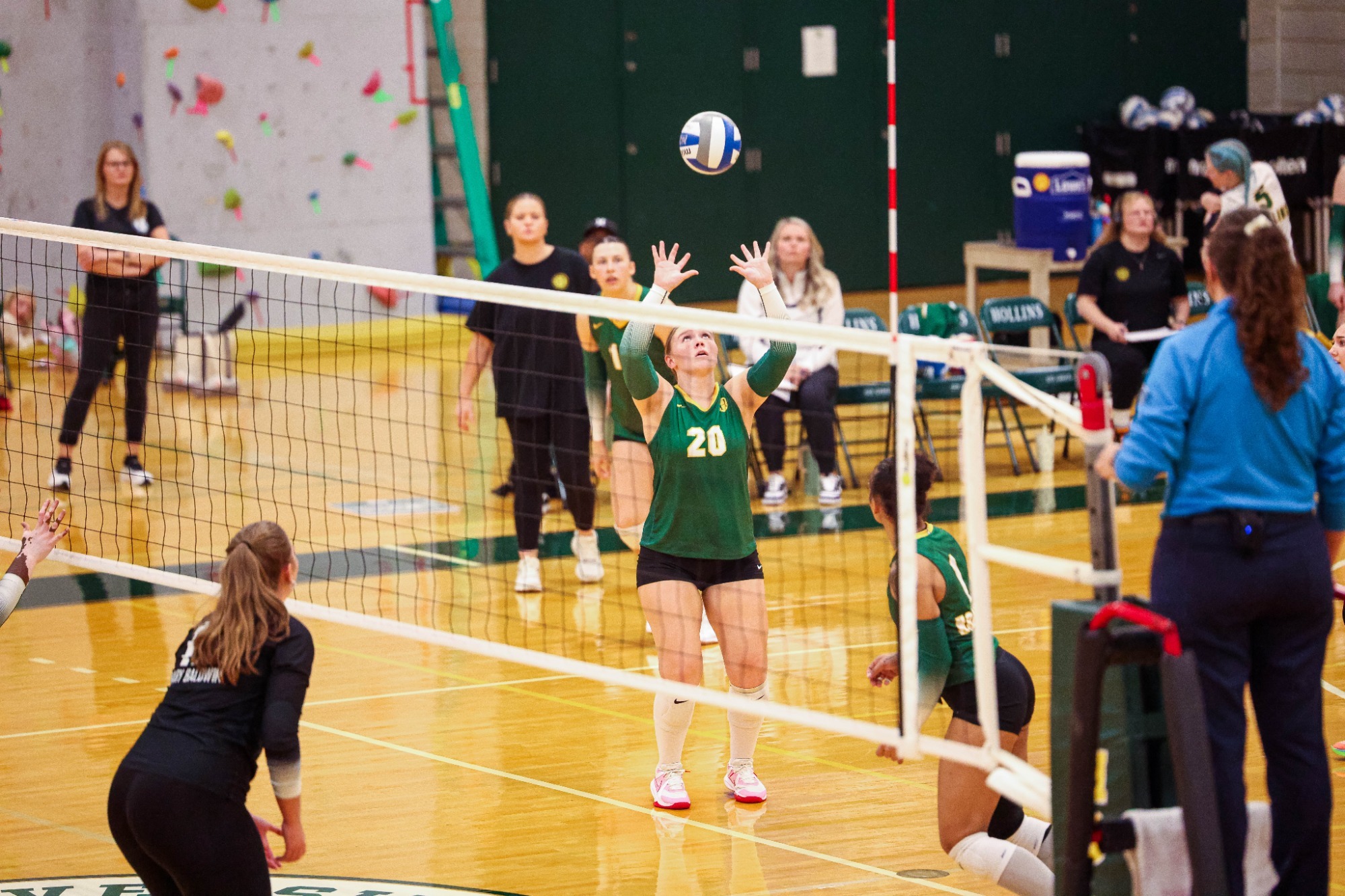 Laken Tinger setting for an attack 