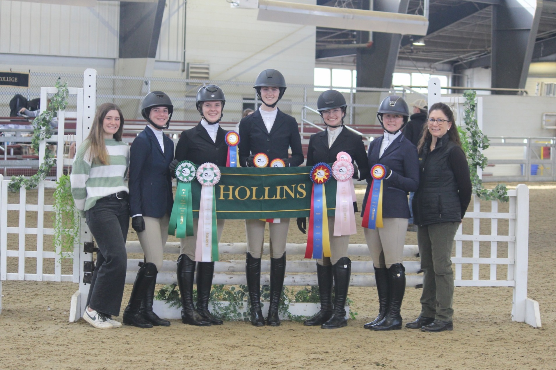 Hollins Riders after the IHSA Regional show