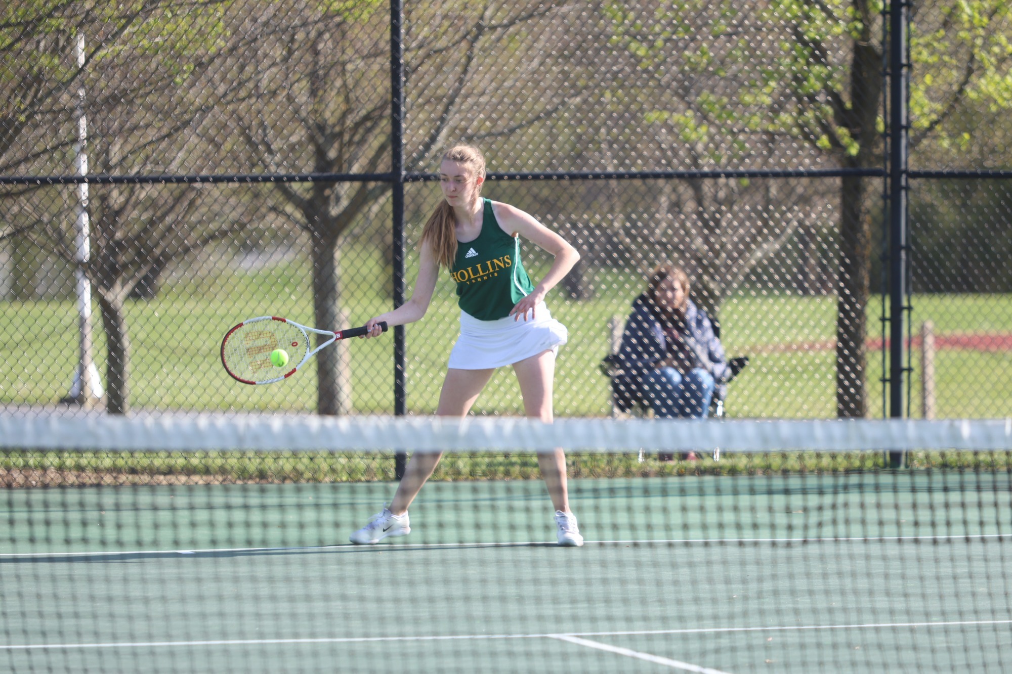 Sadie Henswah with a forehand return