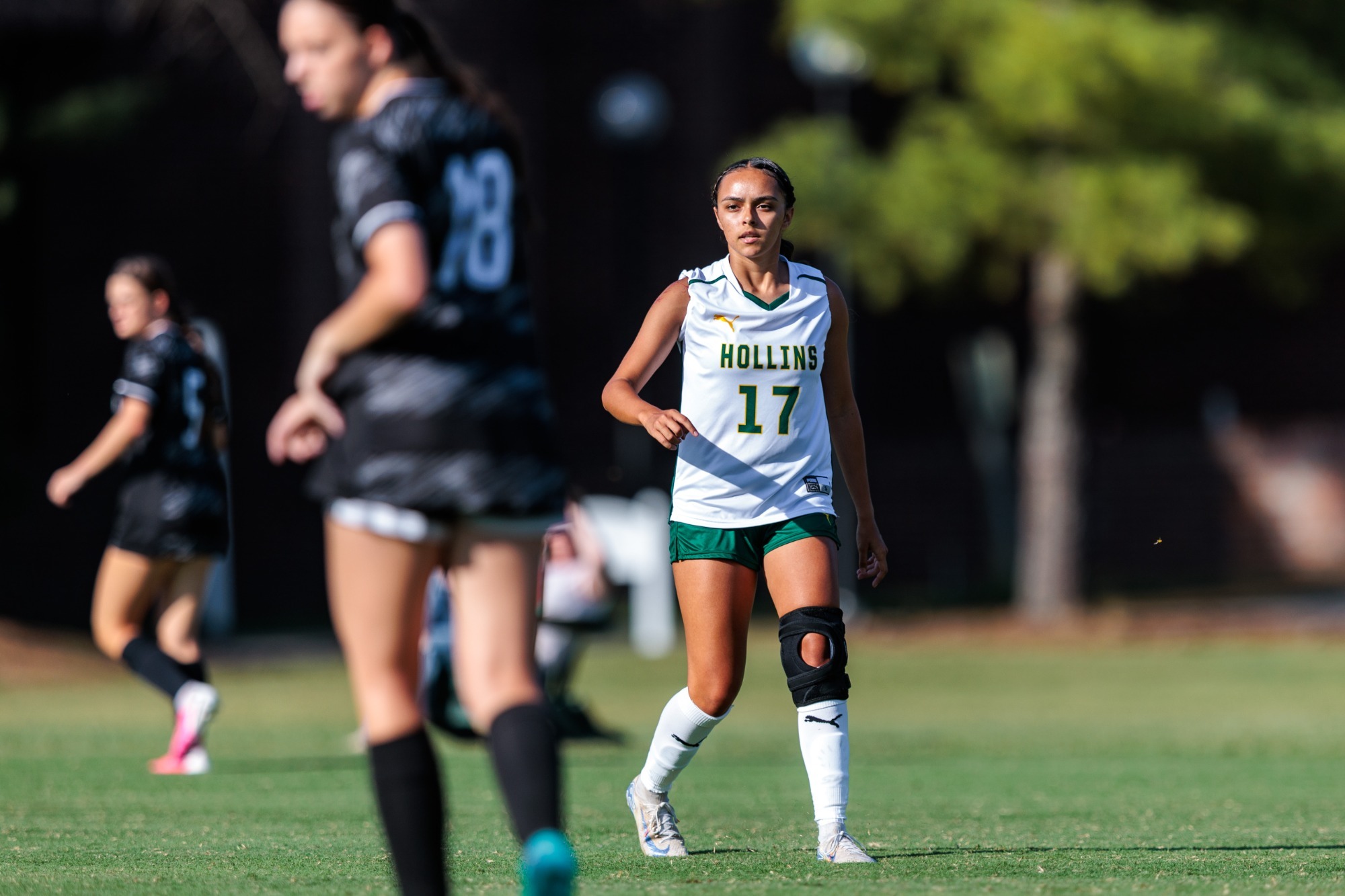 Isabella Byron waiting for the ball in soccer match