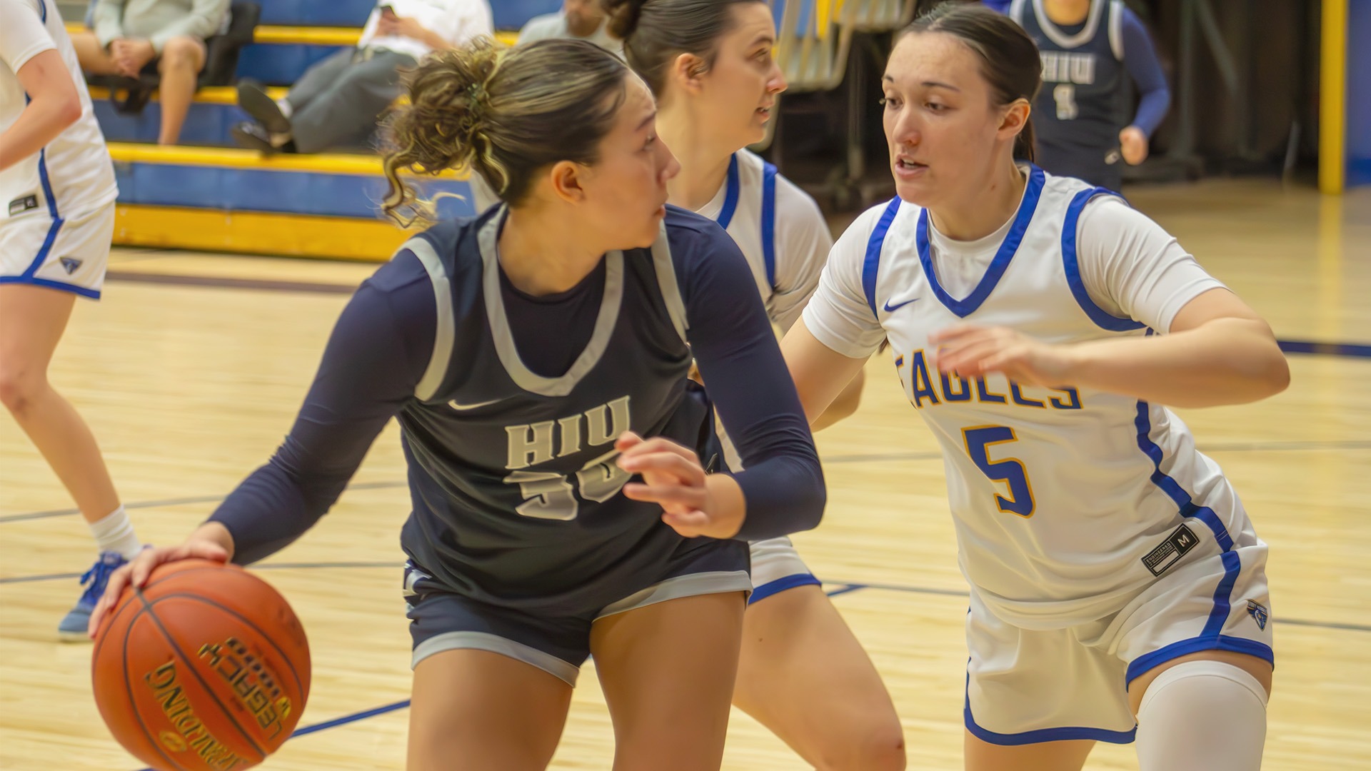 HIU WBB 2025-26 Aliyah Gonzalez vs Embry-Riddle