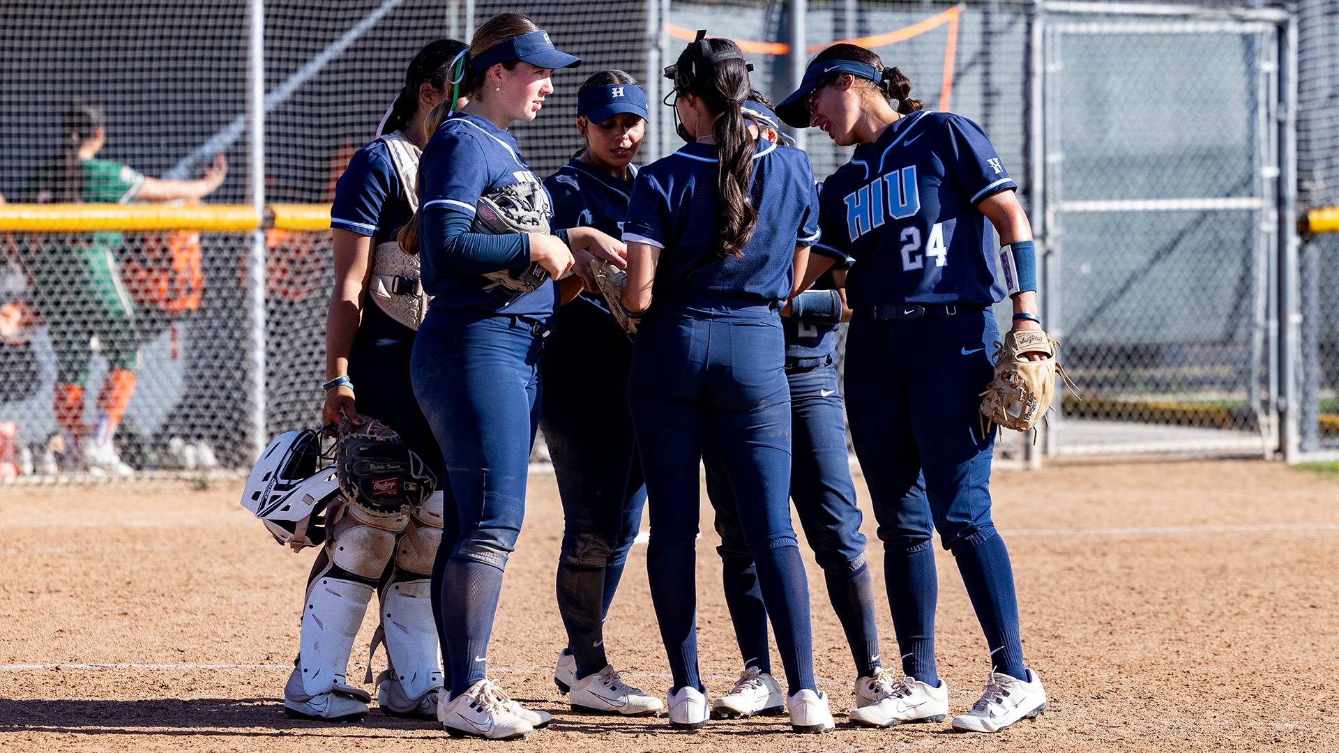  HIU SOFT 2026 Team Huddle vs La Verne 
