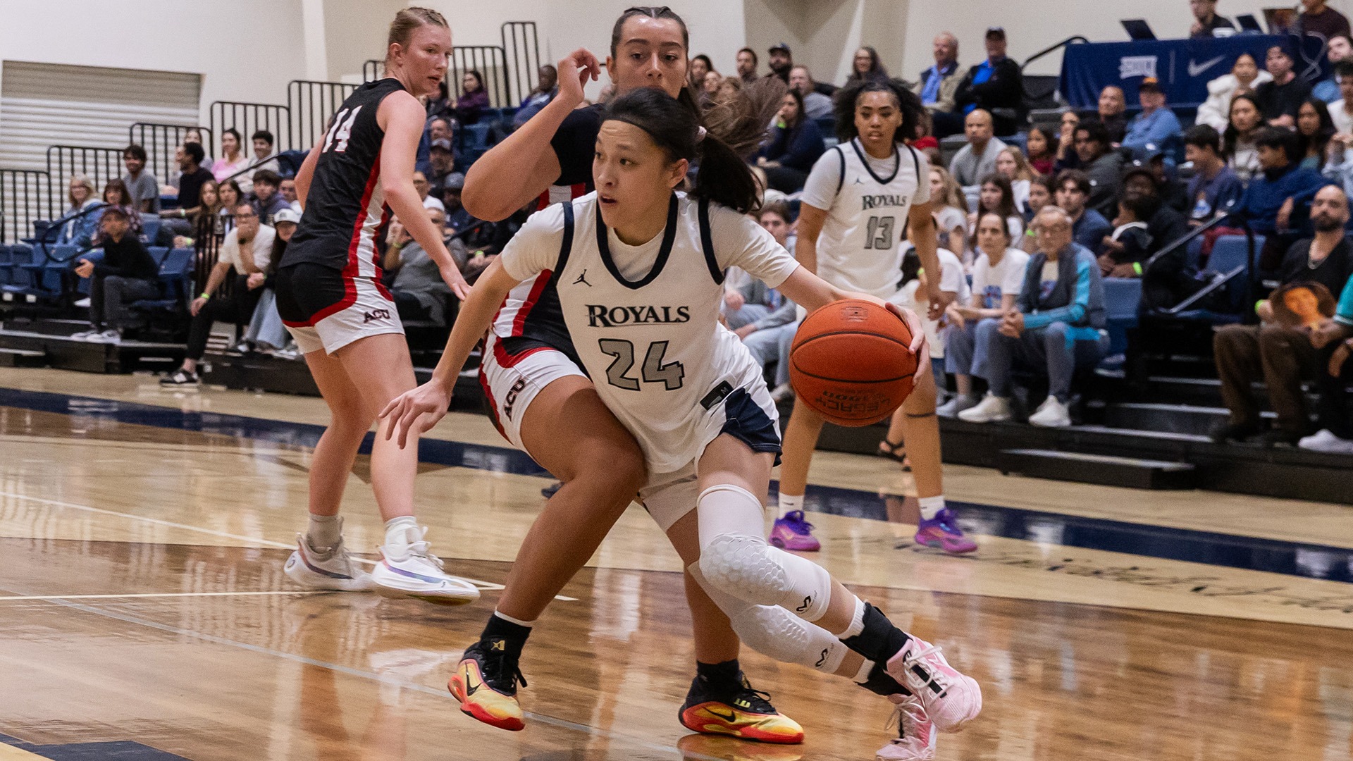 HIU WBB 2025-26 Nicole Chuang vs Arizona Christian GSAC Tourney
