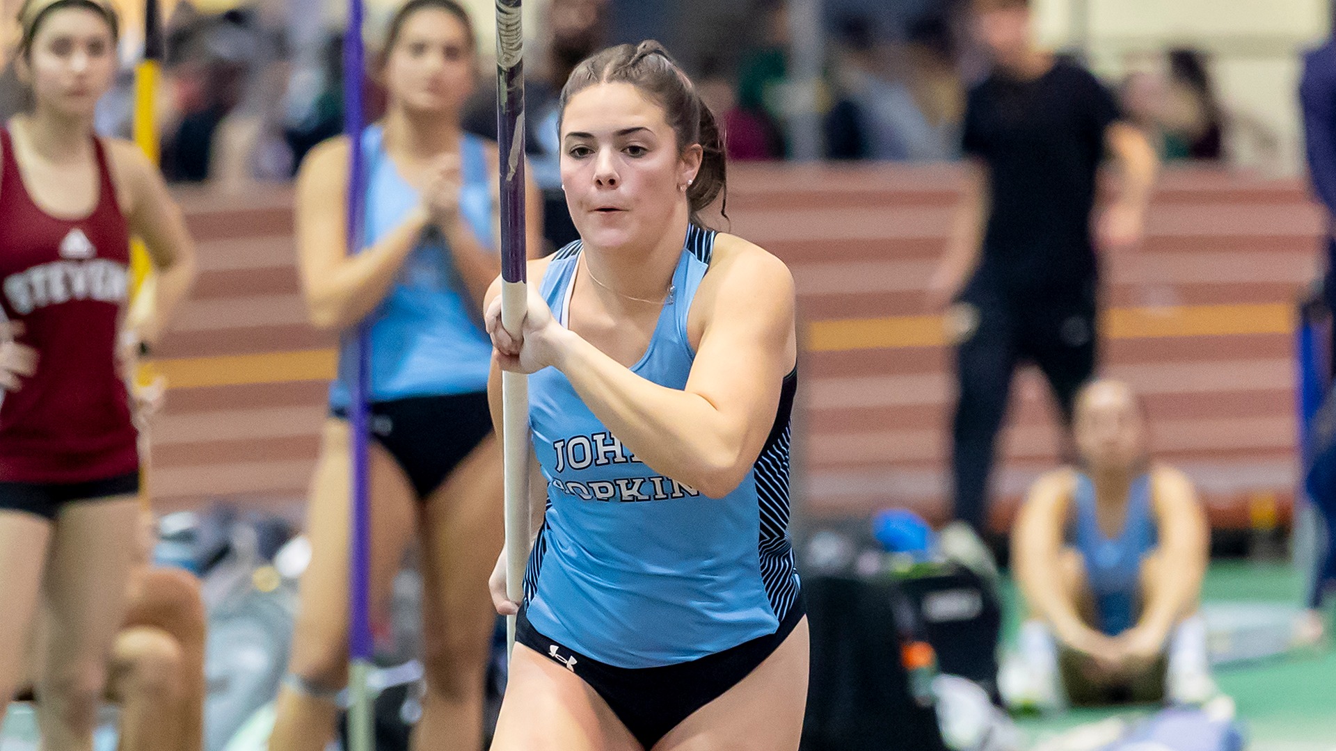 Women's Track & Field Kicks Off Indoor Season at TCNJ Open and Sharon