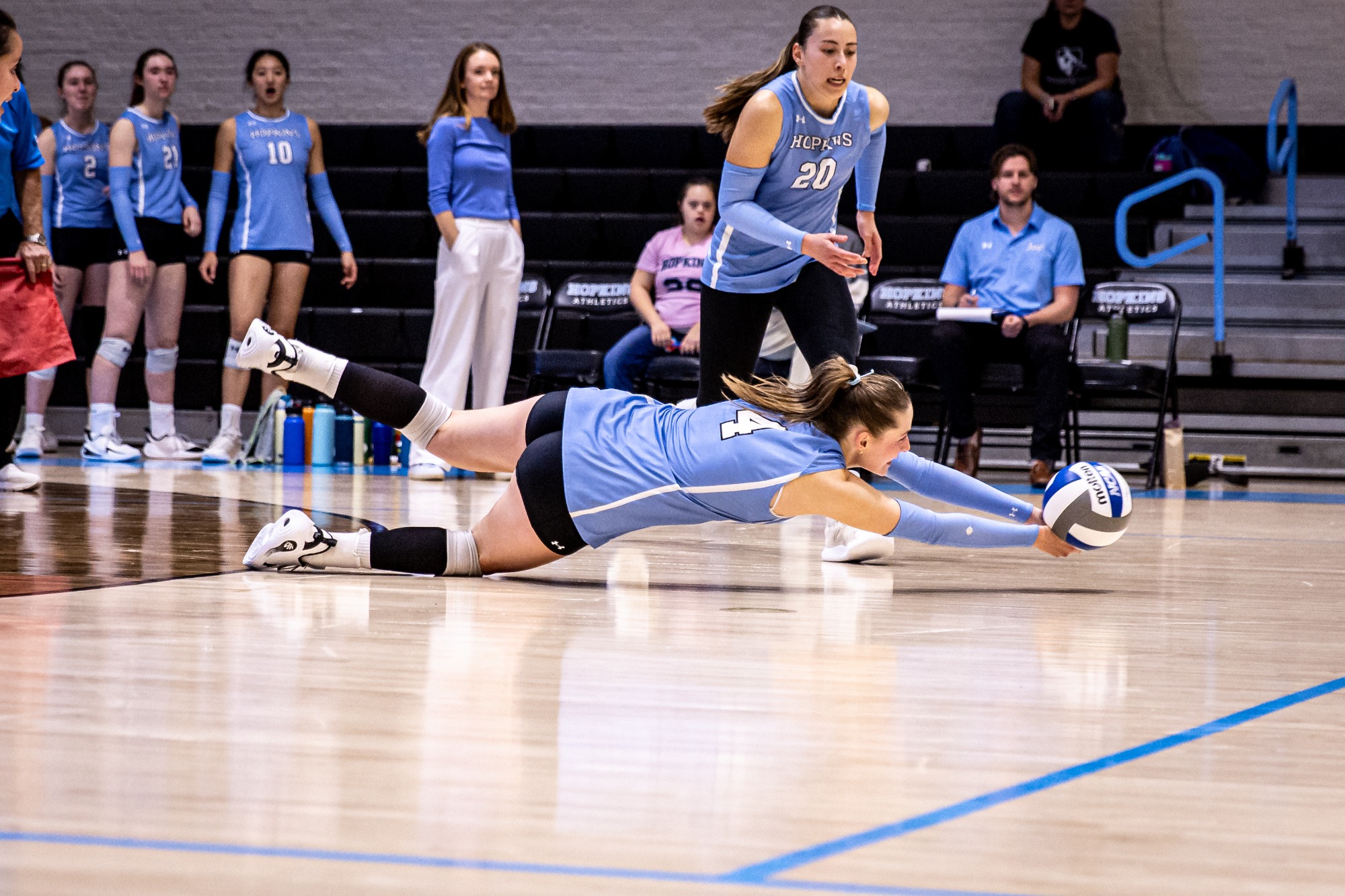 That Ana Pantano dug this ball ... ridiculous.  That Marty Corcoran captured it ... even more ridiculous.