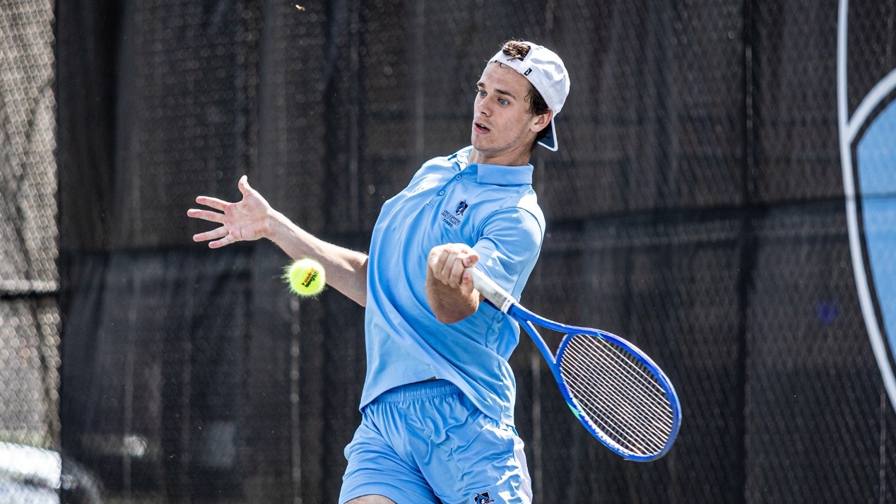 Dylan Blenkiron vs FMC