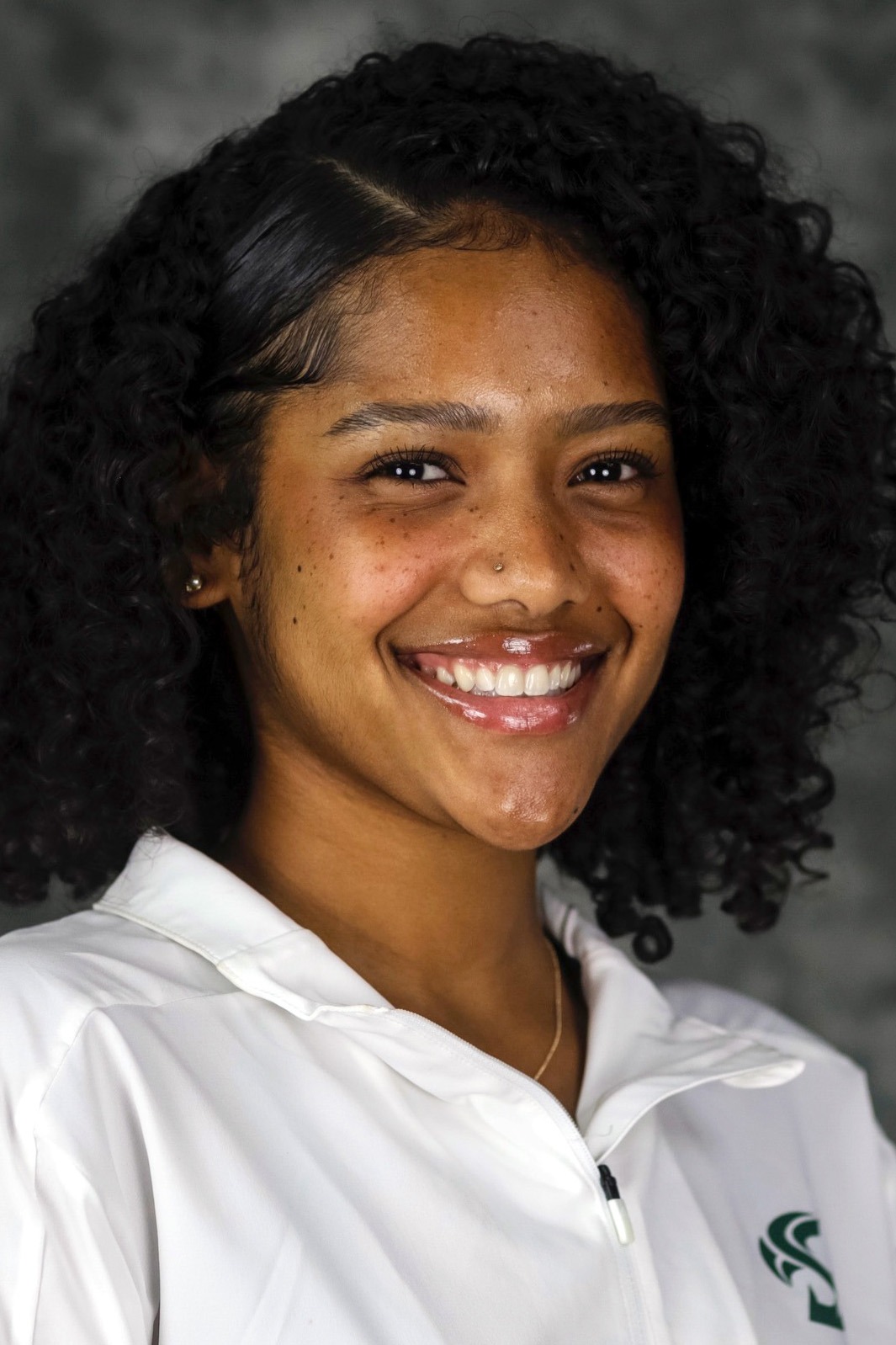 2023-24 WBB Kennady Carmichael head shot