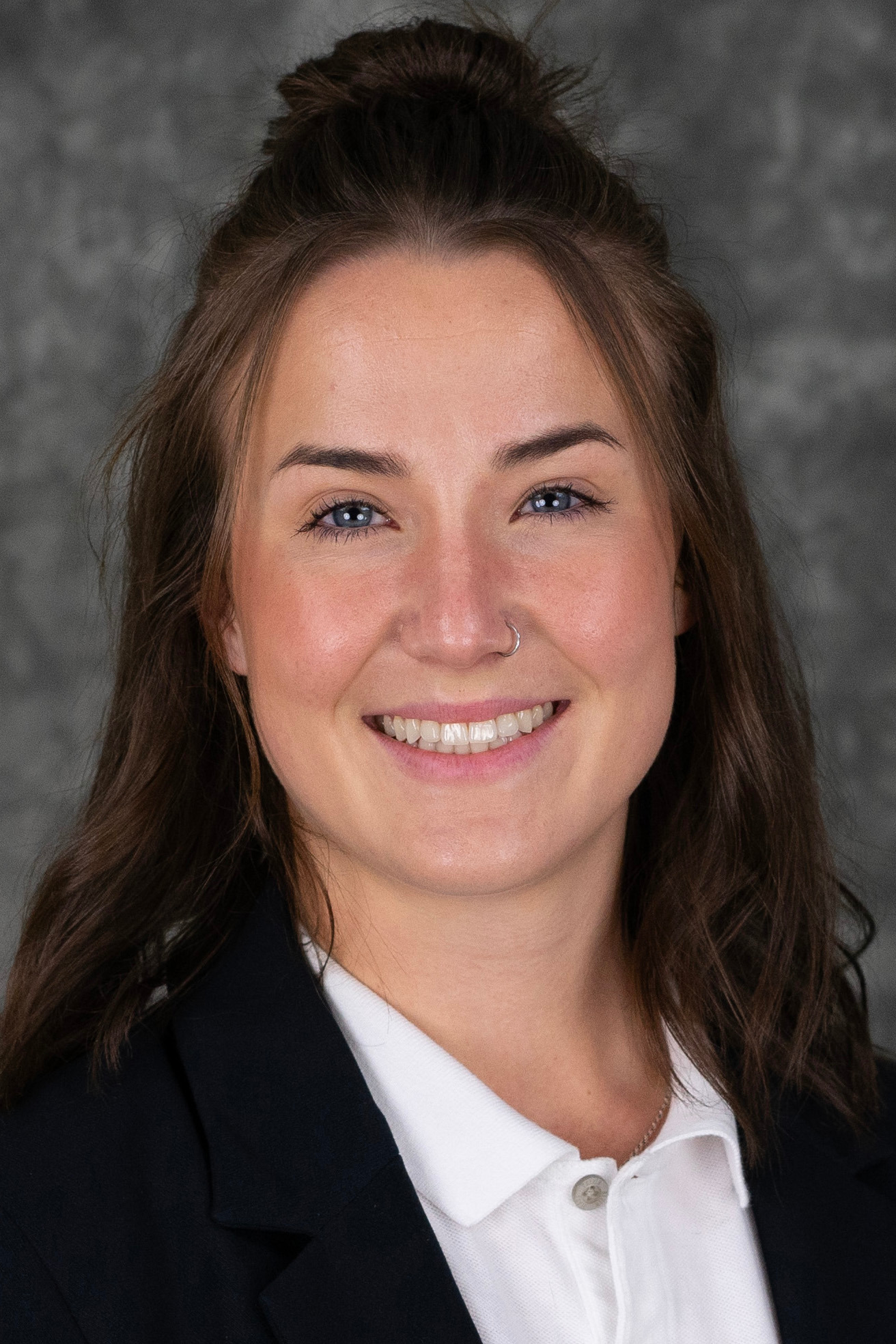 Beth Shade Head Shot 24