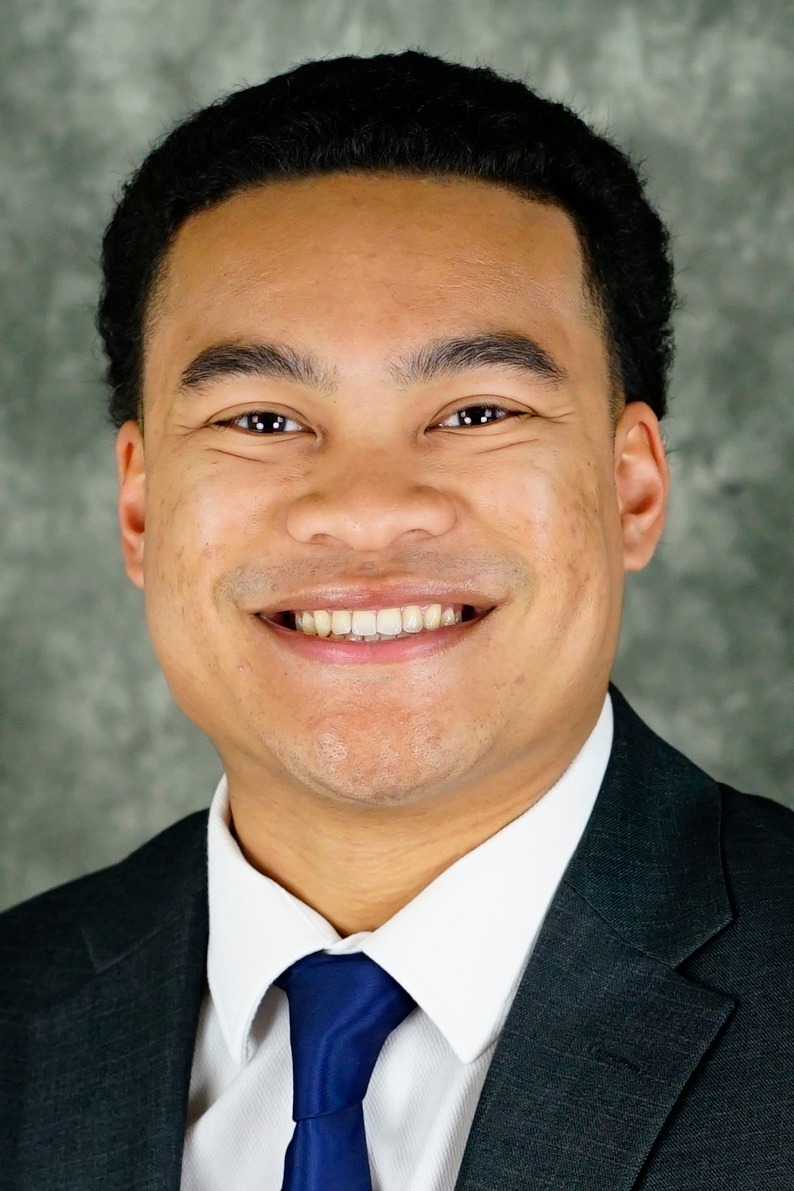 Eli Hamilton Head Shot 25