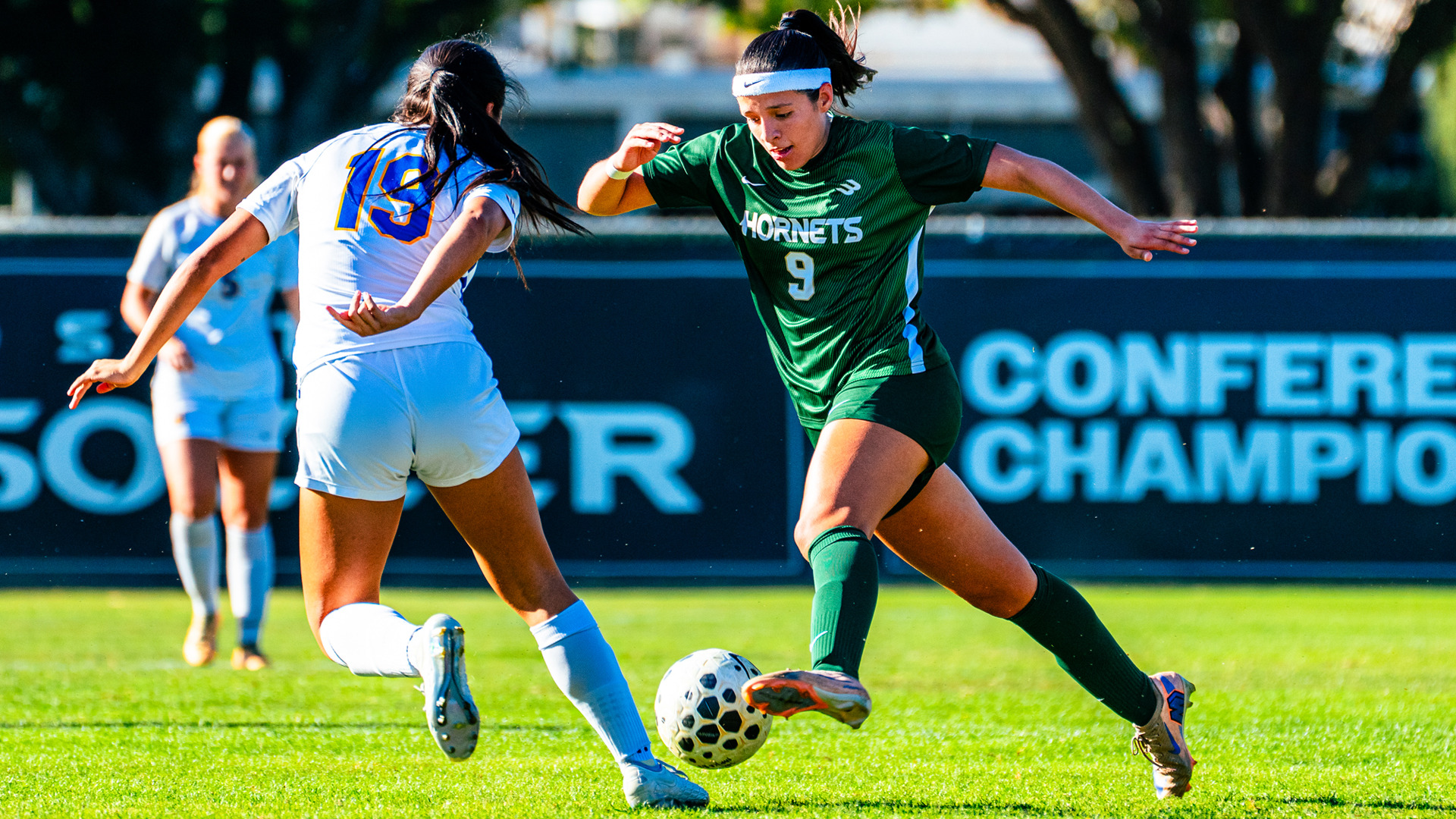2026 WSOC Marely Velazquez Varela tries to dribble past a UC Riverside defender earlier in the year