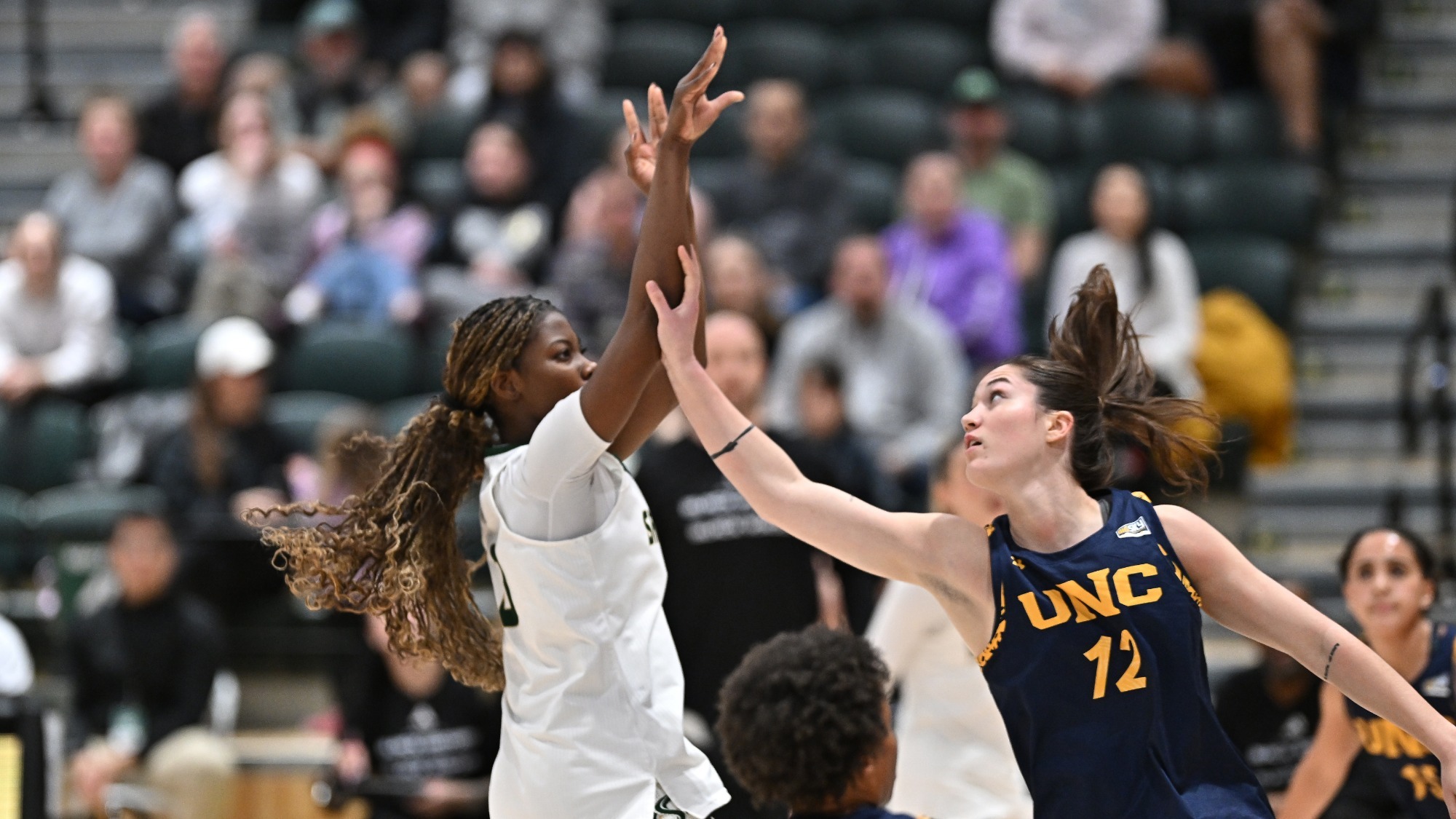 2025-26 WBB Brooklyn Taylor pulls up for a jump shot against Northern Colorado