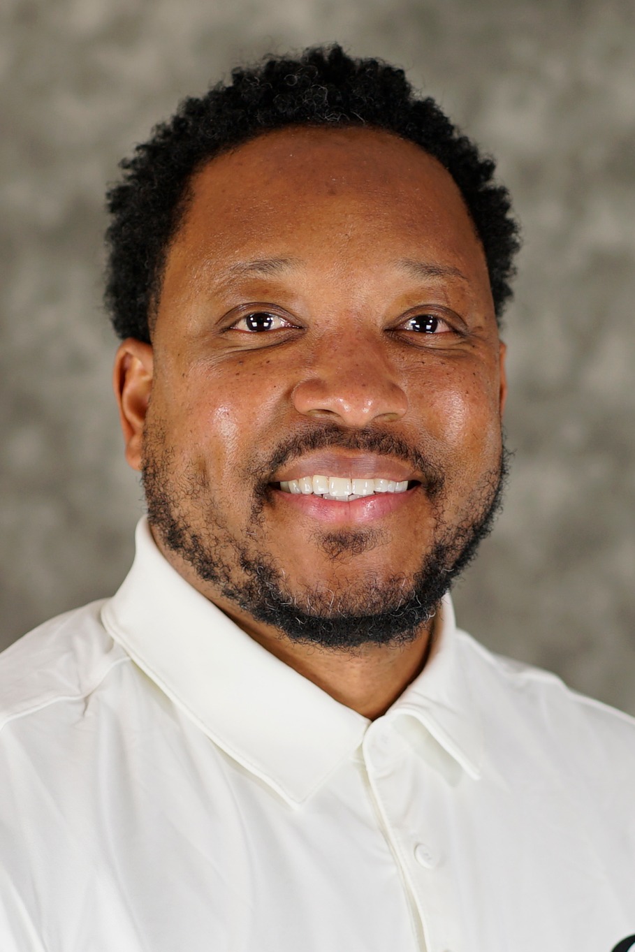 Milo Austin Head Shot 26