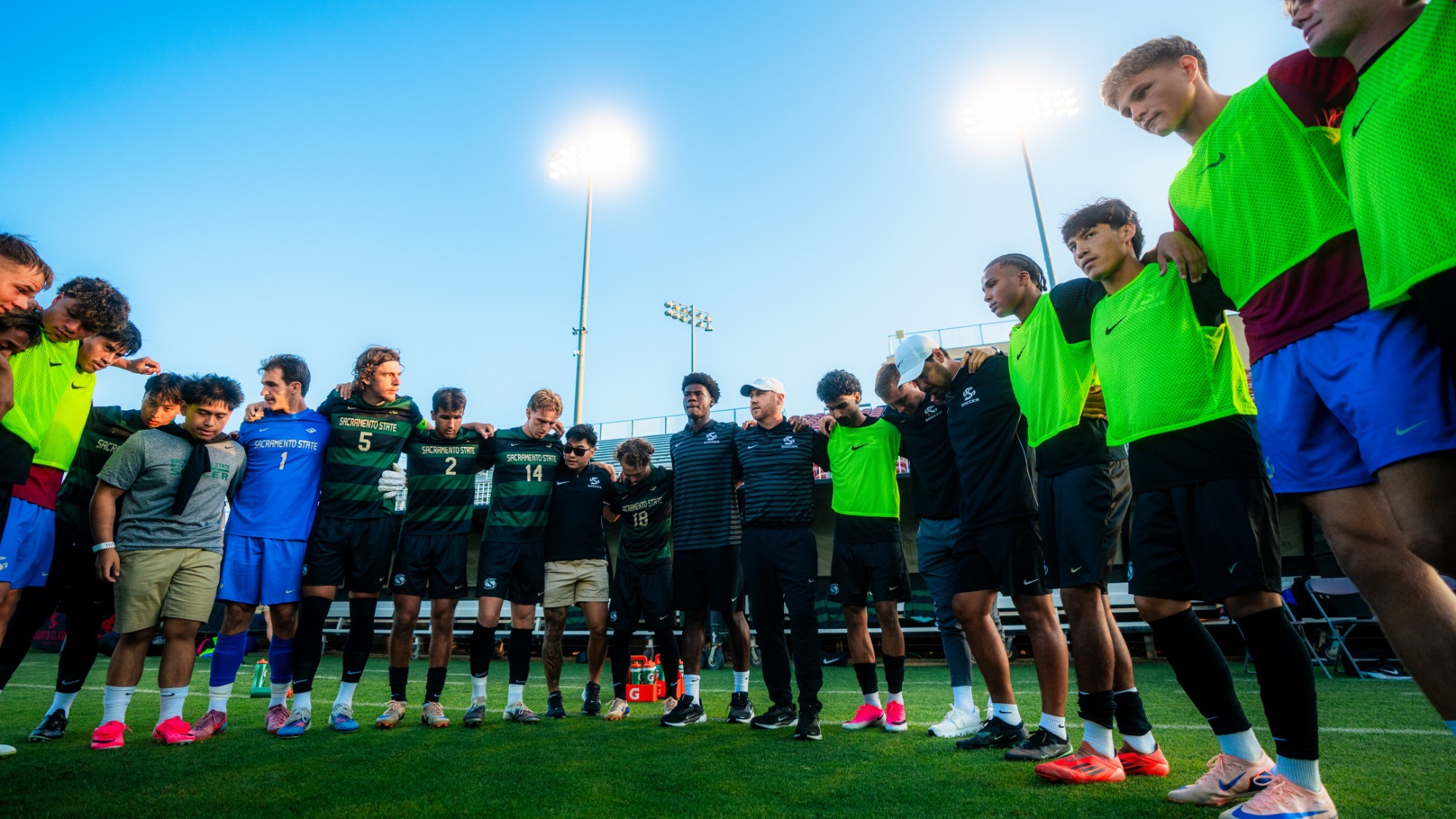 2026 MSOC team huddle prior to kick off in an exhibition at Santa Clara