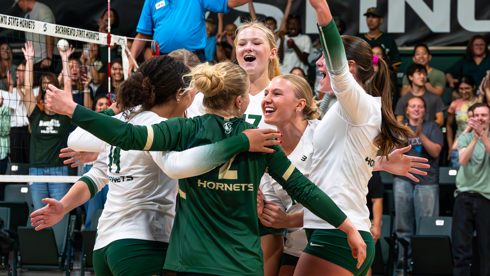 26 VB ucr win