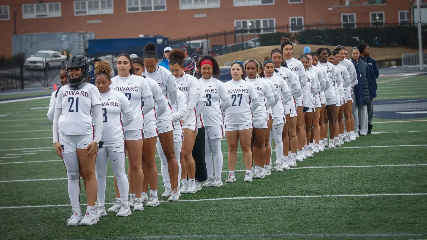 HU LAX vs American 2026